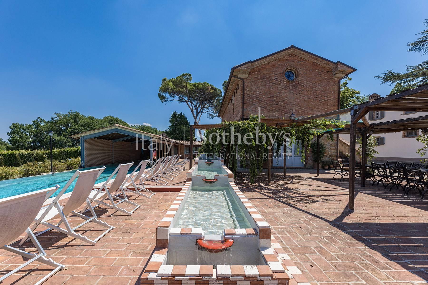 Villa ristrutturata  con piscina nella campagna toscana, in vendita, Monte San Savino | Sotheby’s Realty Italy - 9