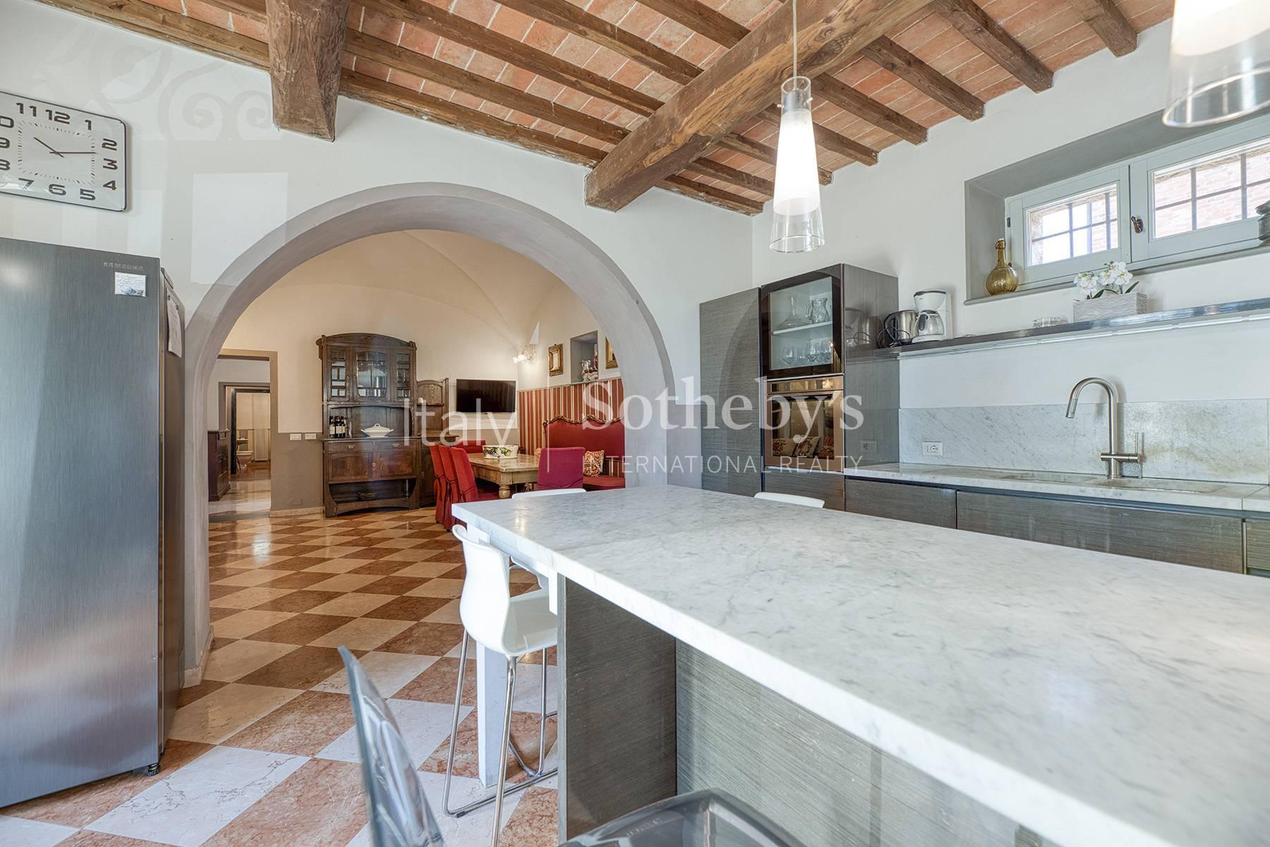 Villa ristrutturata  con piscina nella campagna toscana, in vendita, Monte San Savino | Sotheby’s Realty Italy - 24