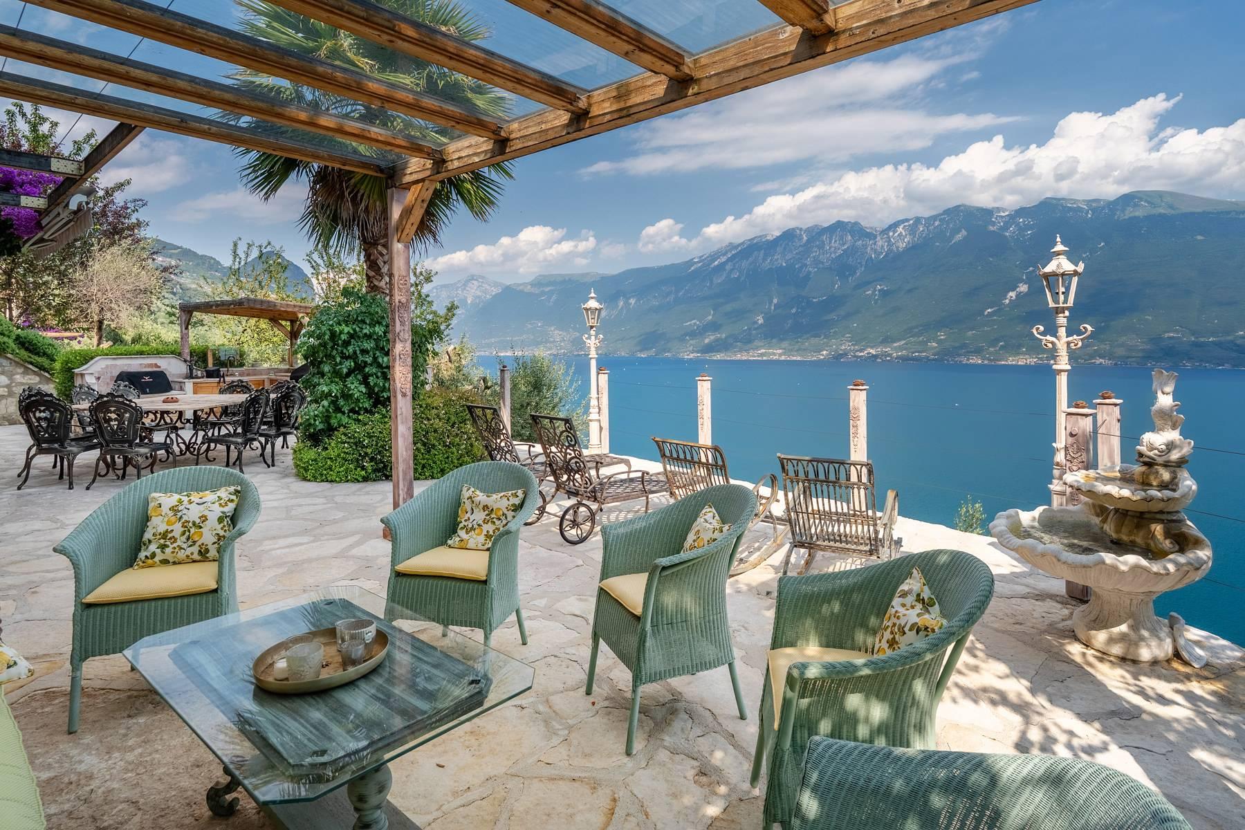 Antico casale con piscina e vista sul Lago di Garda - 1
