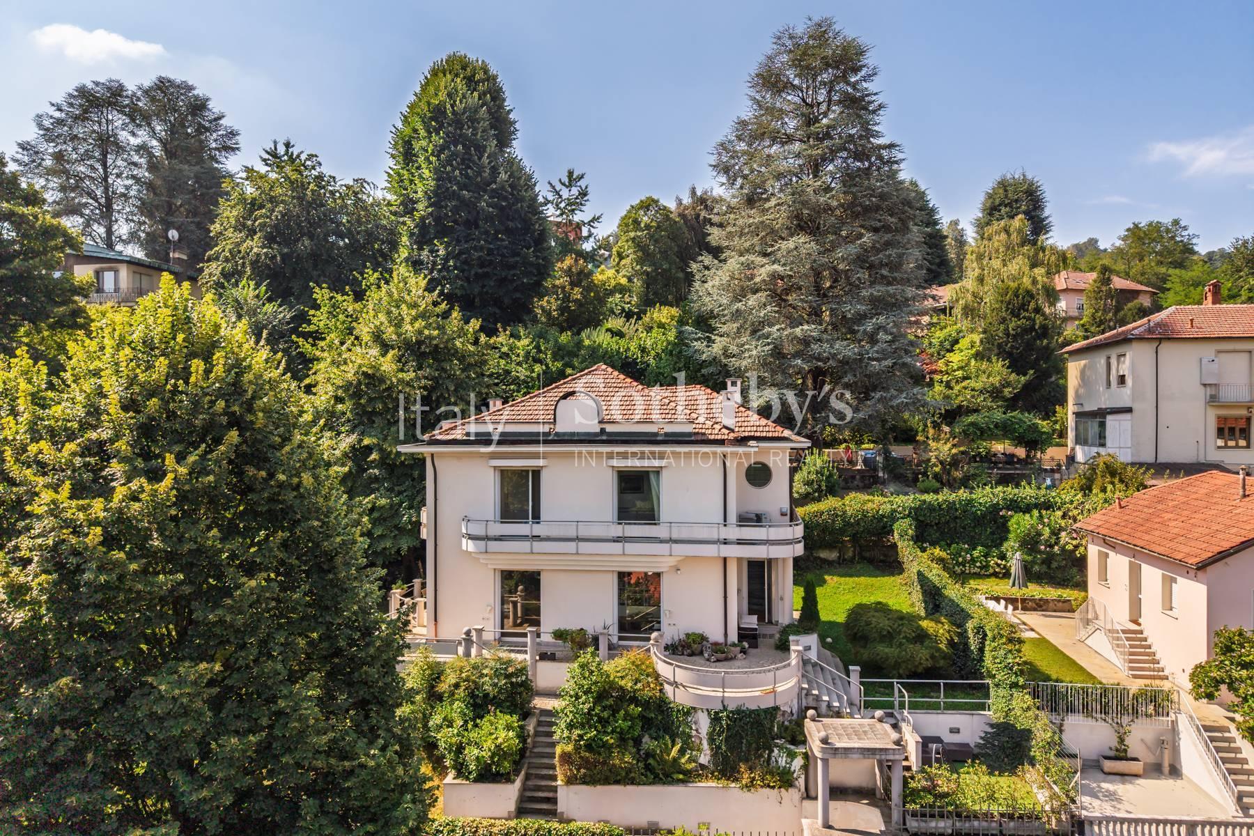 Esclusiva villa con giardino sulla pre collina torinese - 2