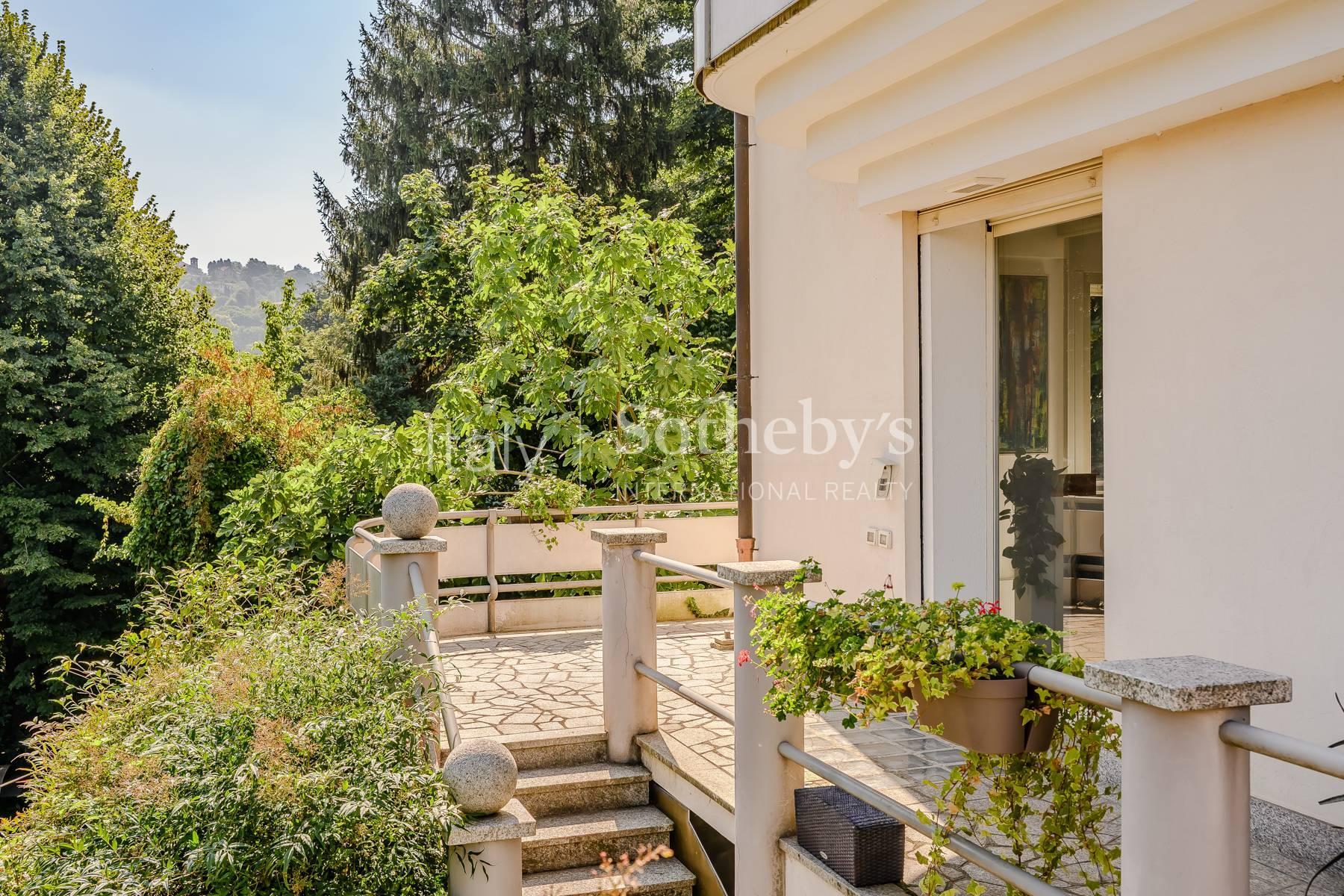 Esclusiva villa con giardino sulla pre collina torinese - 3