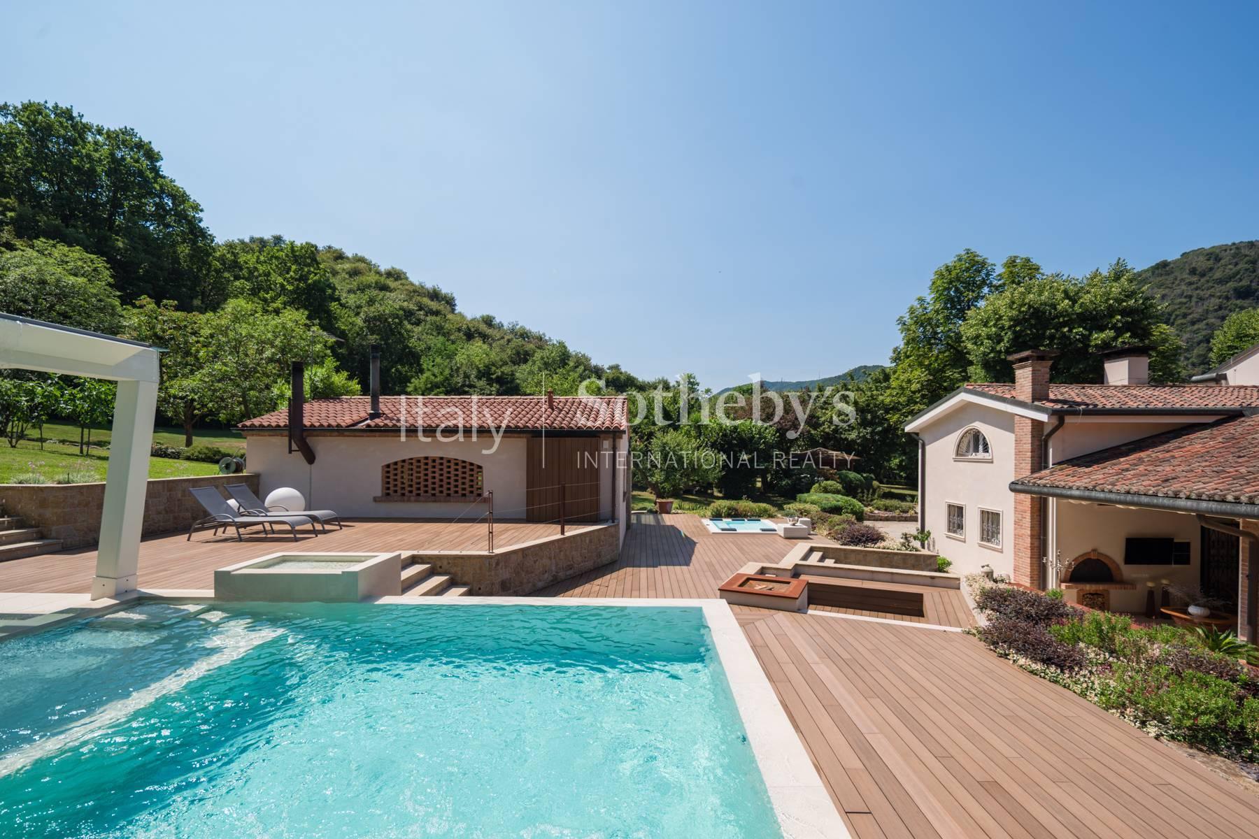 Comfort and elegance surrounded by nature - 4