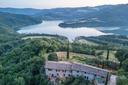 Gubbio - Storico casale con vista lago da sogno e piscina, in vendita, Gubbio | Sotheby’s Realty Italy - 42