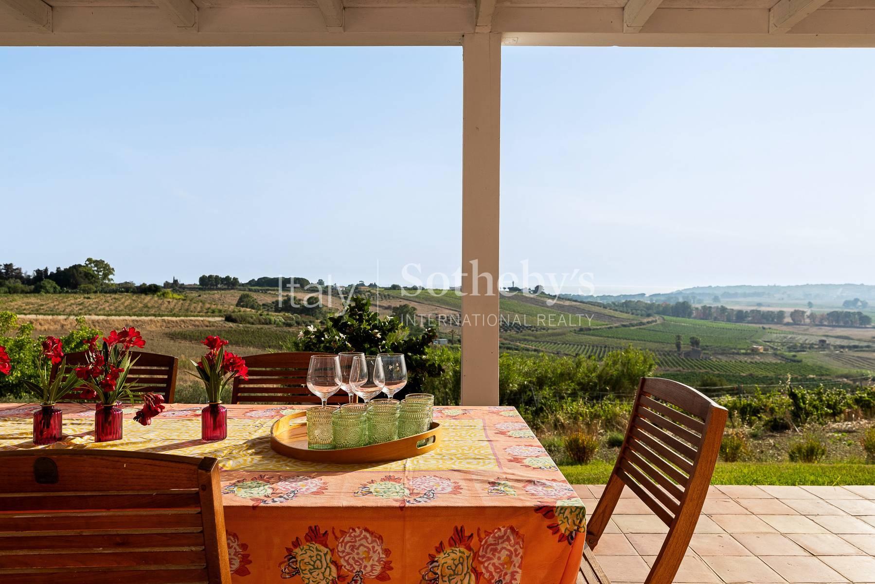Splendida villa immersa nella campagna e affacciata sul mare - 6
