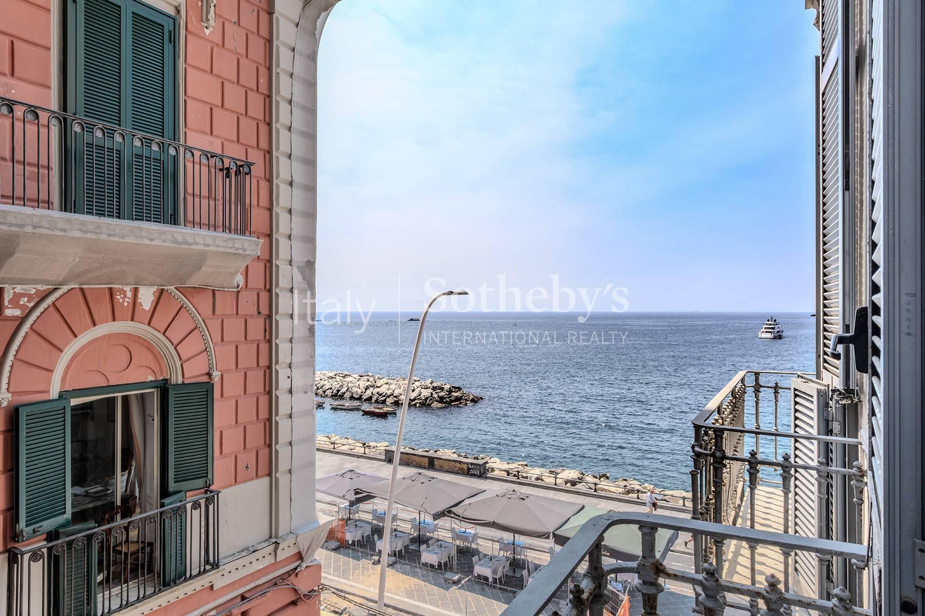 Ampia residenza panoramica in Via Partenope - 5