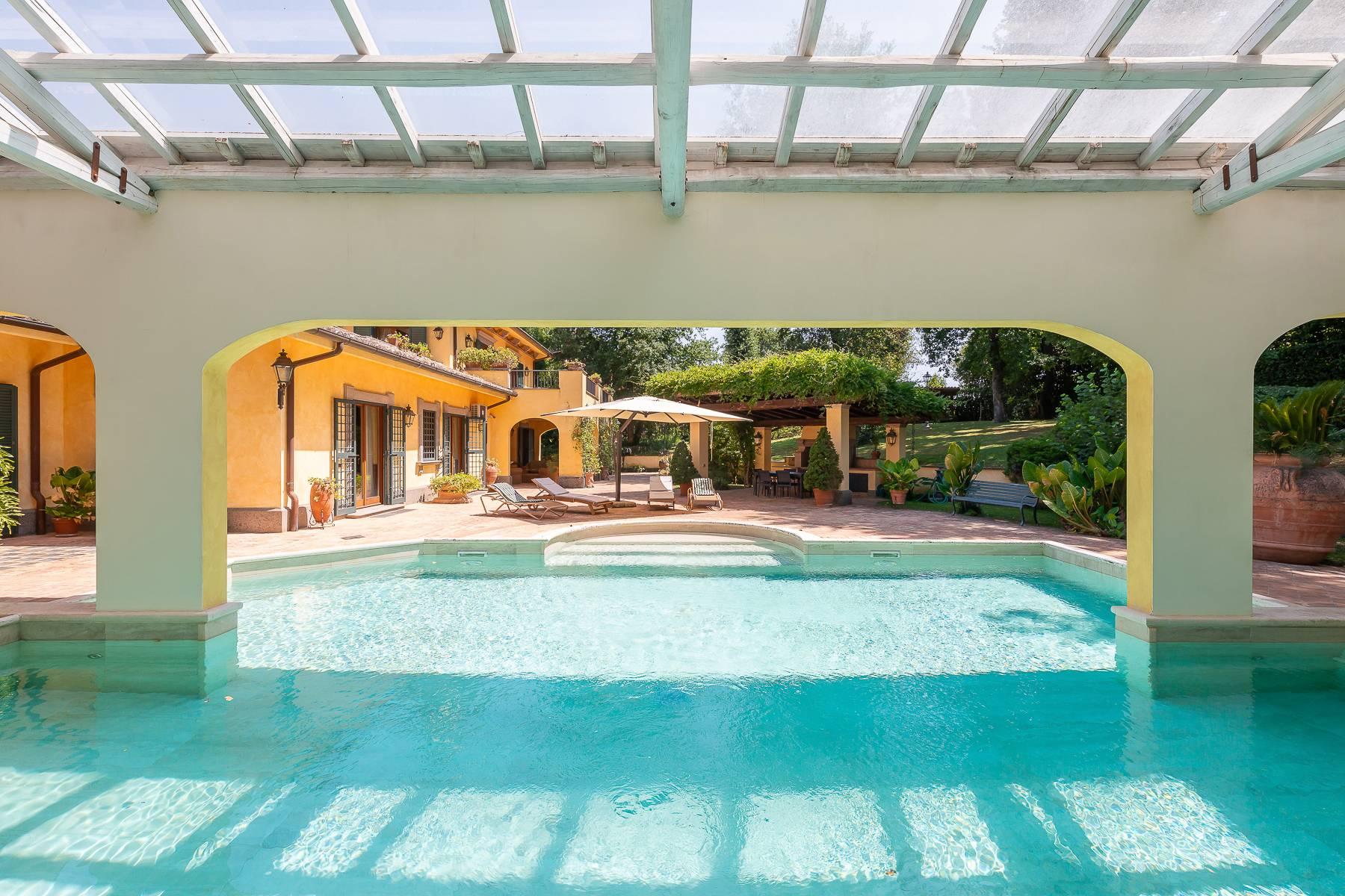 Exclusive Representative Estate in Olgiata - 1
