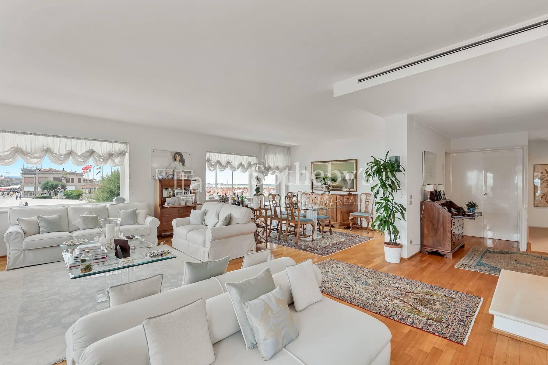 Prestigioso attico fronte mare a Viareggio, in vendita, Viareggio | Sotheby’s Realty Italy - 8
