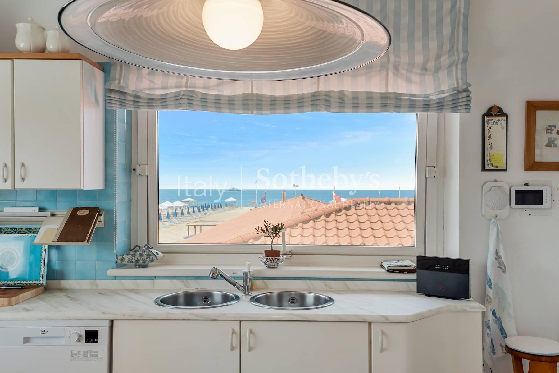 Prestigioso attico fronte mare a Viareggio, in vendita, Viareggio | Sotheby’s Realty Italy - 12