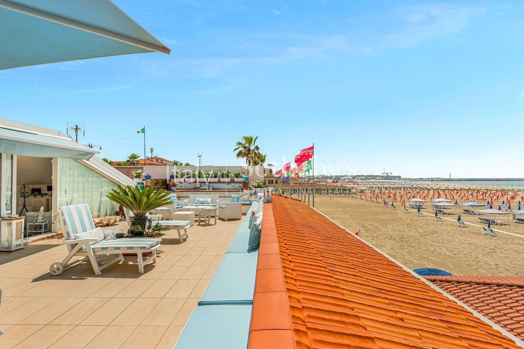 Prestigioso attico fronte mare a Viareggio, in vendita, Viareggio | Sotheby’s Realty Italy - 25