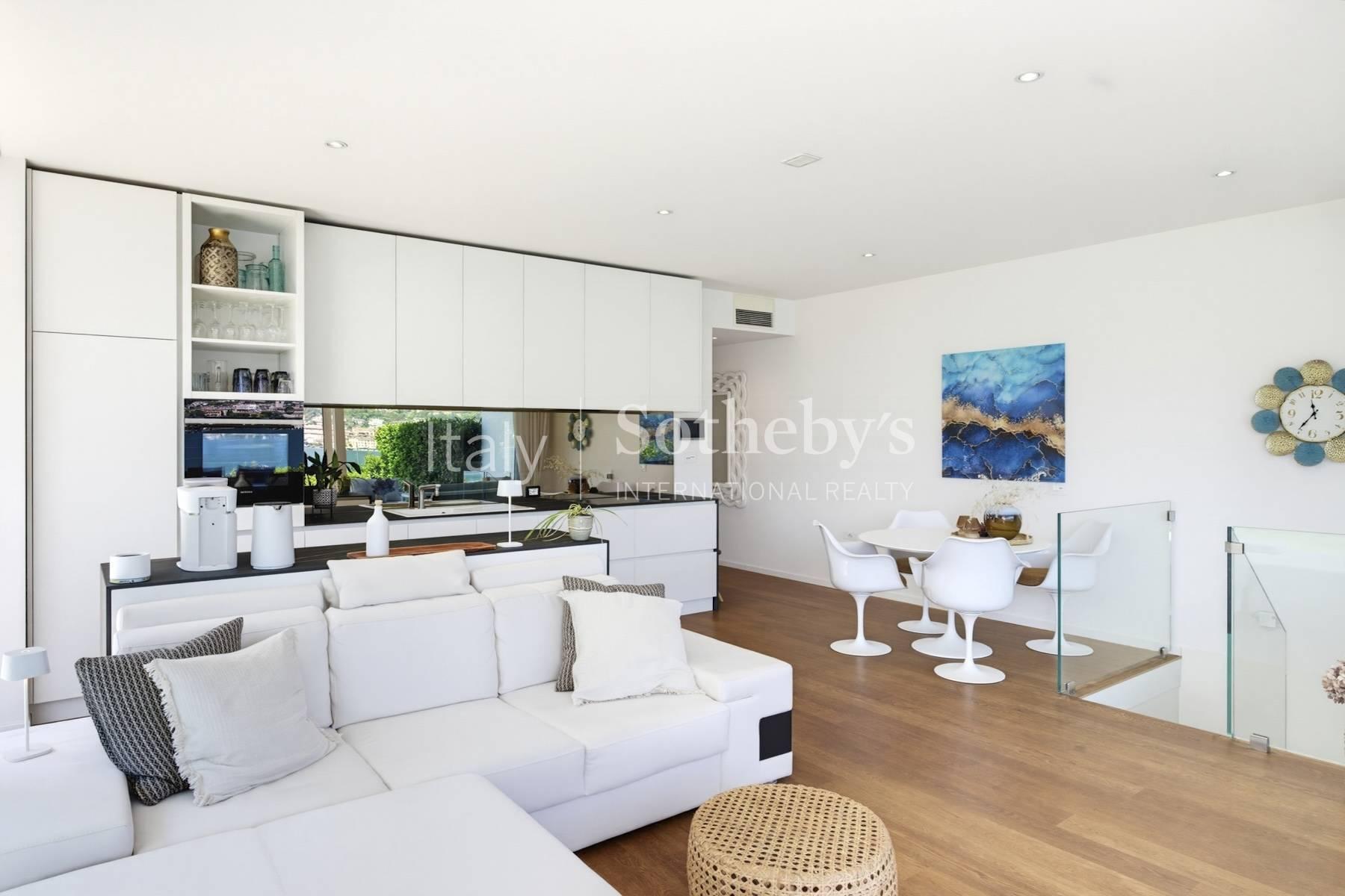 Appartamento fronte lago con giardino privato - 5