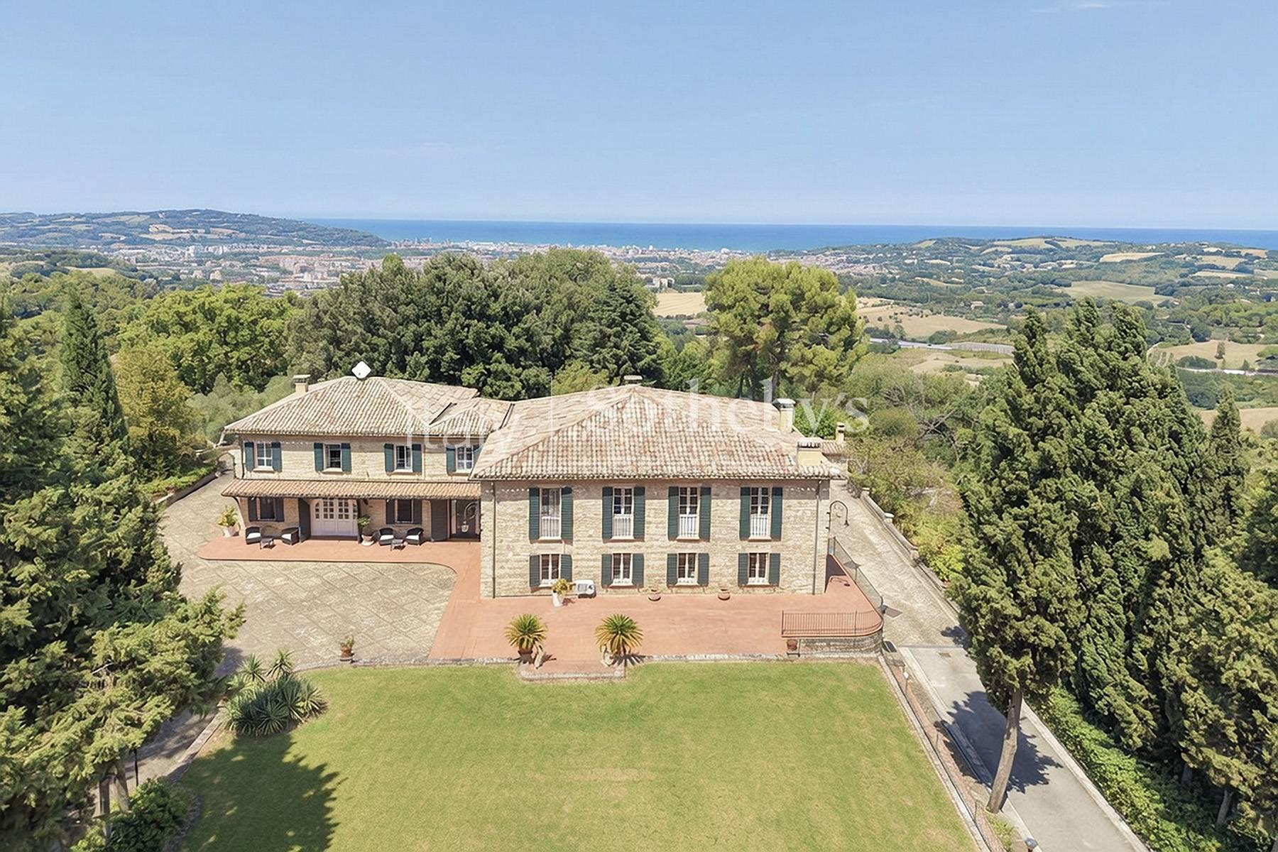 Elegante villa di campagna sulle colline di Pesaro, in vendita, Pesaro | Sotheby’s Realty Italy - 12