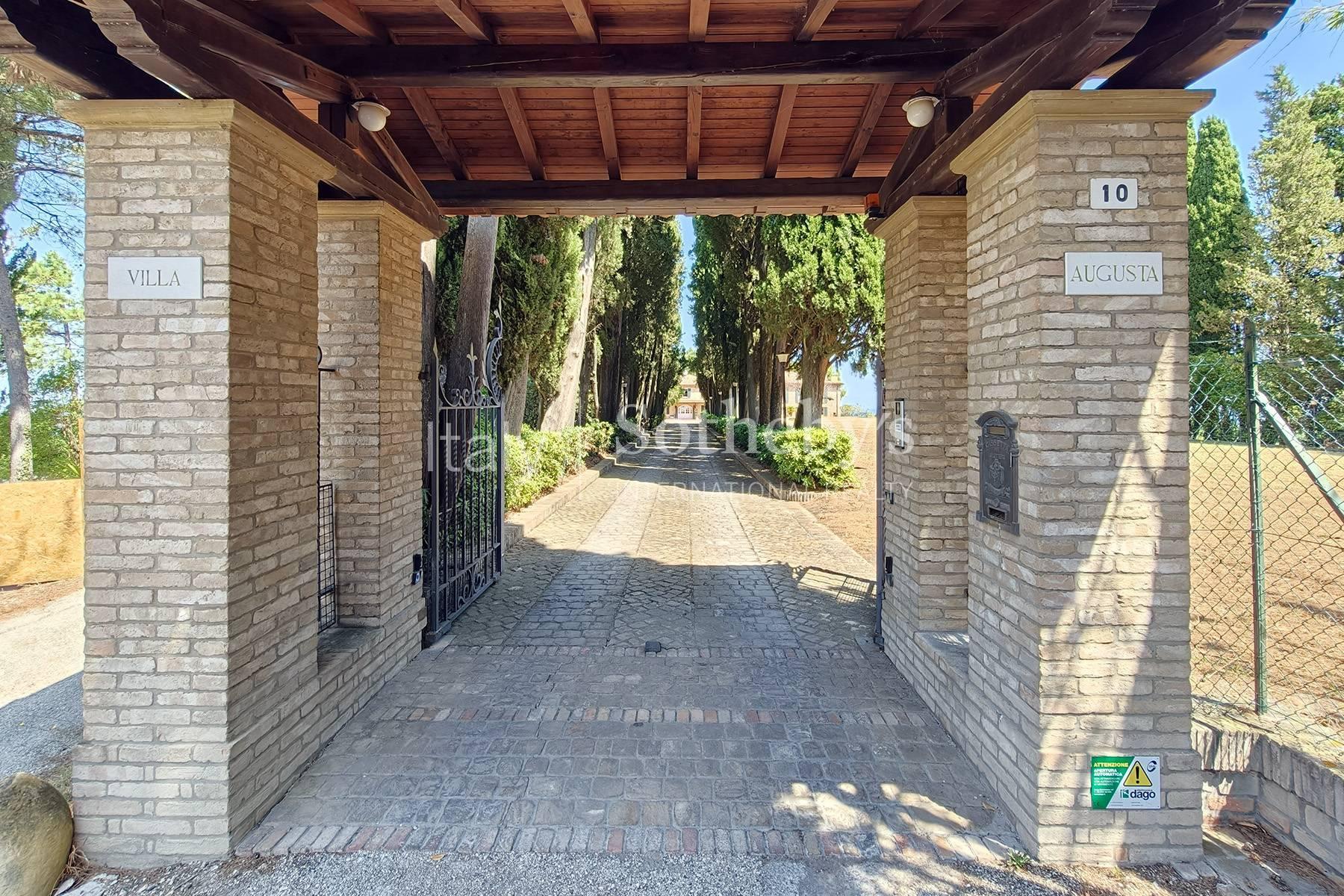 Elegante villa di campagna sulle colline di Pesaro, in vendita, Pesaro | Sotheby’s Realty Italy - 31