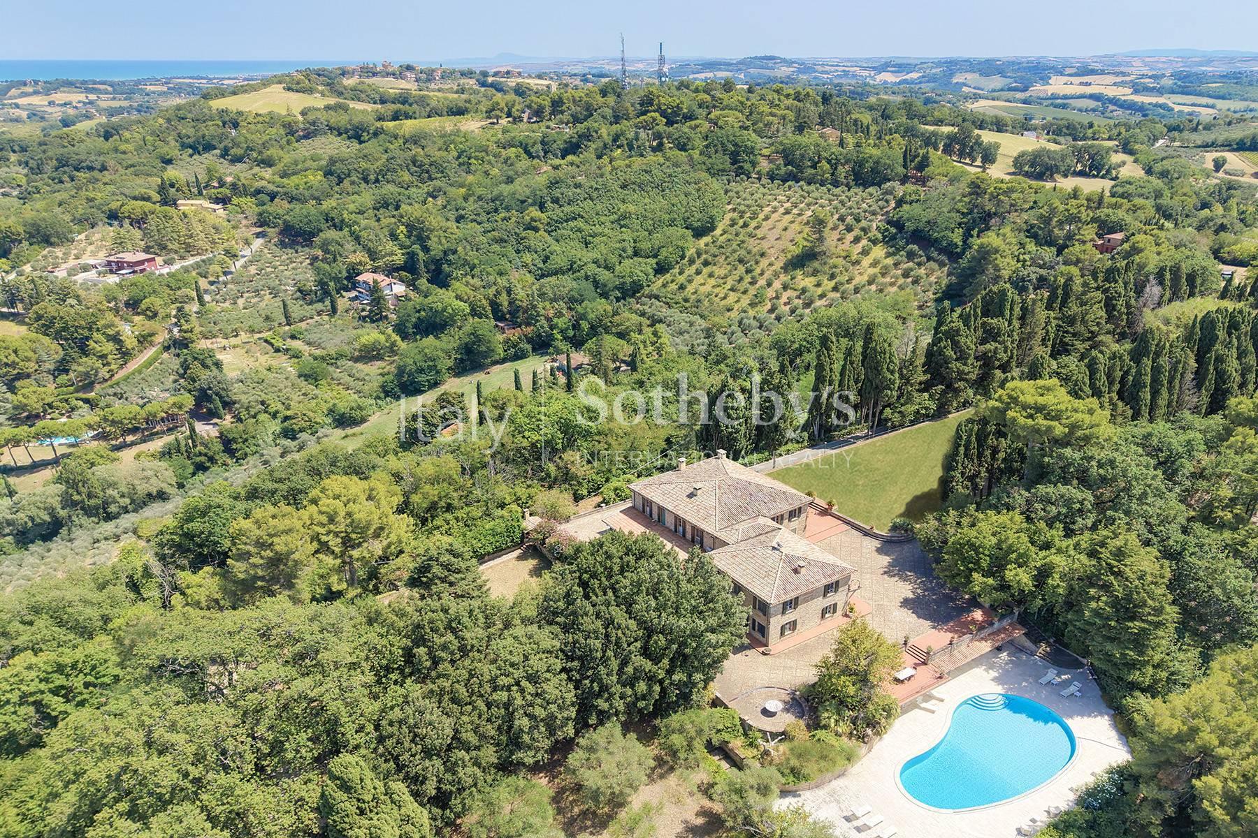 Elegante villa di campagna sulle colline di Pesaro, in vendita, Pesaro | Sotheby’s Realty Italy - 40