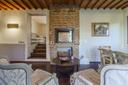 Casale toscano con piscina naturale e 3 ettari di uliveto, in vendita, Barberino Tavarnelle | Sotheby’s Realty Italy - 8