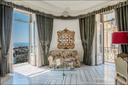Ampia residenza panoramica in Via Caracciolo, in vendita, Napoli | Sotheby’s Realty Italy - 4