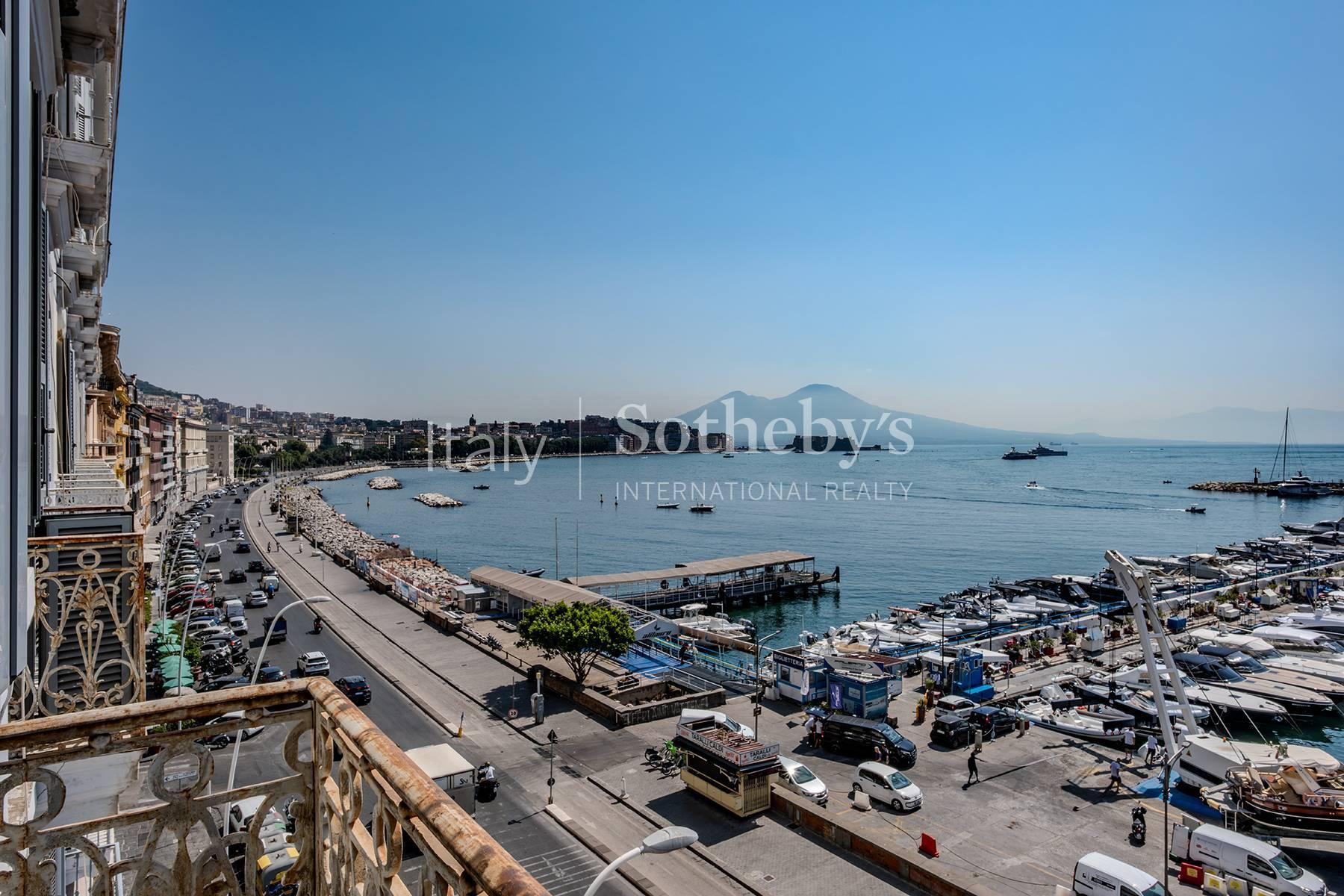Ampia residenza panoramica in Via Caracciolo, in vendita, Napoli | Sotheby’s Realty Italy - 12