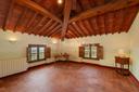 Iconica dimora toscana nelle colline di Lucca, in vendita, Montecarlo | Sotheby’s Realty Italy - 21