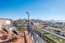 Attico ristrutturato nel centro di Chiaia, in vendita, Napoli | Sotheby’s Realty Italy - 3