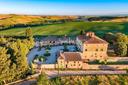 Storico borgo con attività ricettiva nel cuore della Toscana, in vendita, Trequanda | Sotheby’s Realty Italy - 33