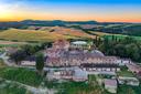 Storico borgo con attività ricettiva nel cuore della Toscana, in vendita, Trequanda | Sotheby’s Realty Italy - 6