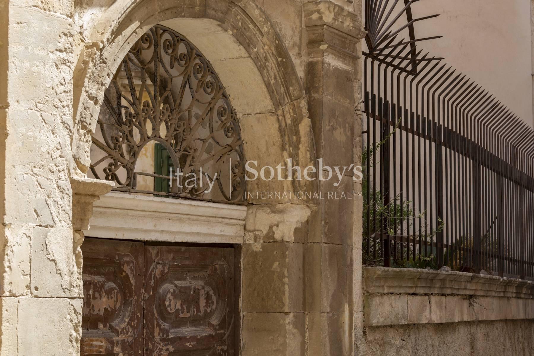 Affascinante palazzo nel centro storico di Modica - 2
