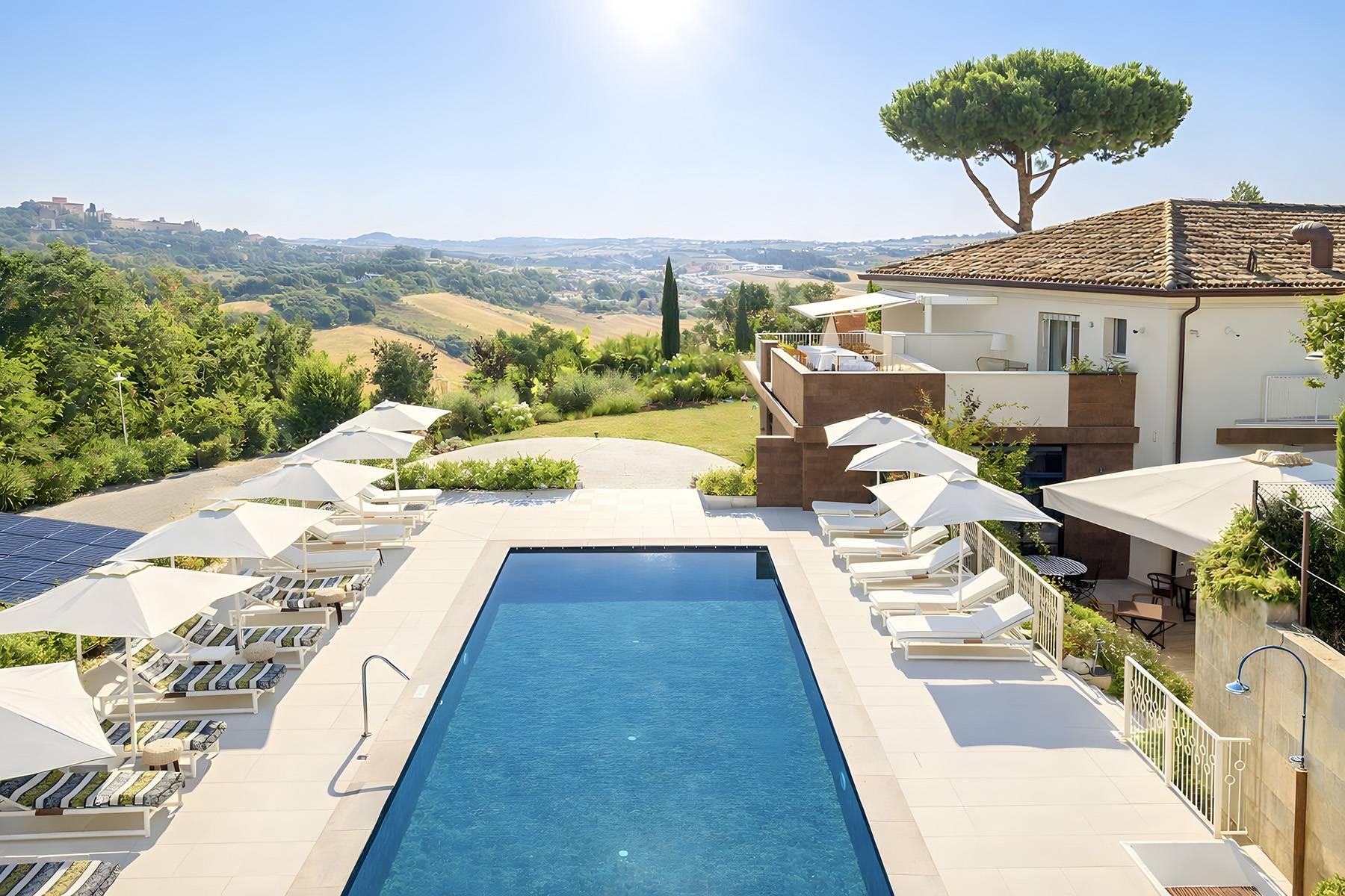 Relais & Ristorante sui colli tra Marche e Romagna vista mare - 1