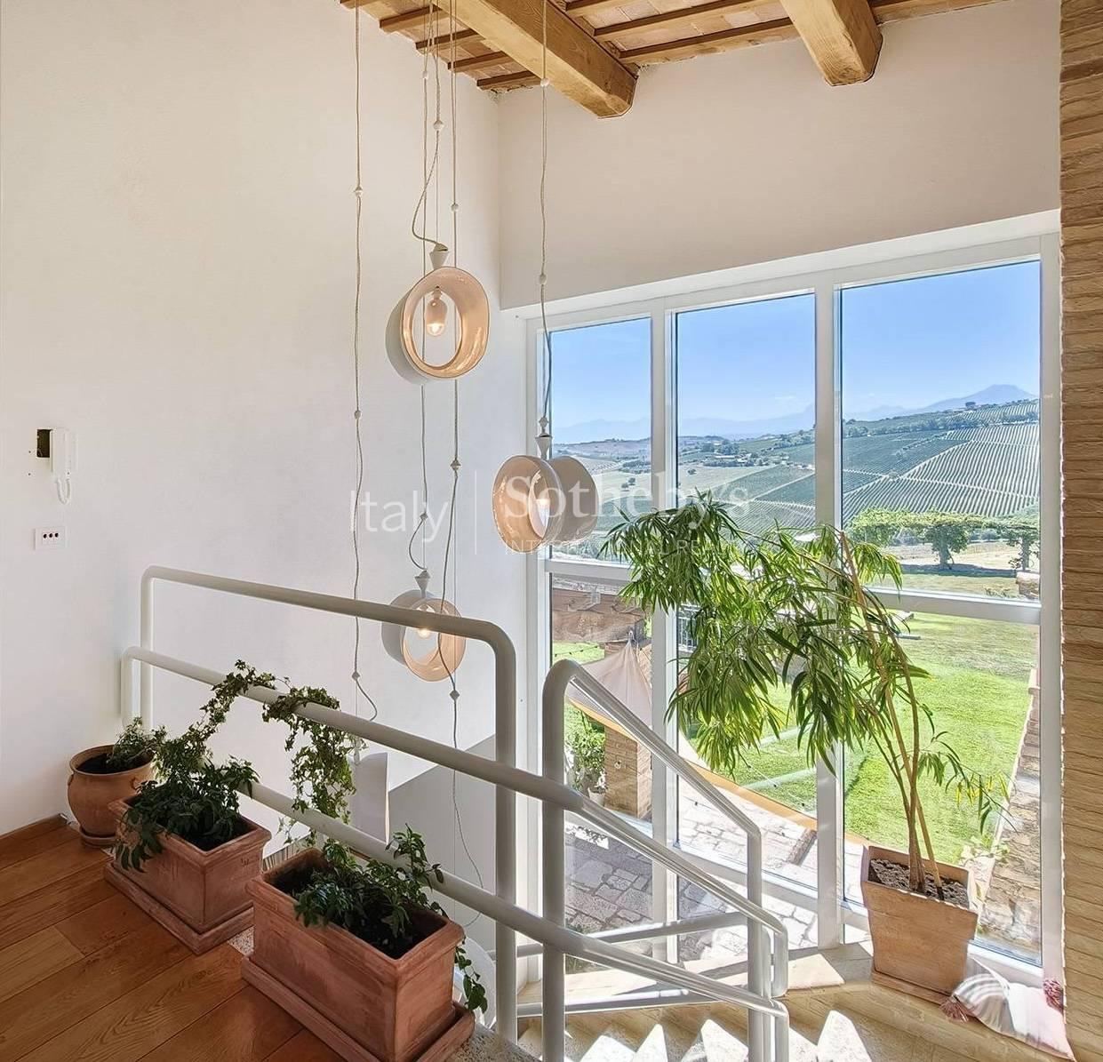 Casale con vigneti e piscina nel cuore delle Marche - 6