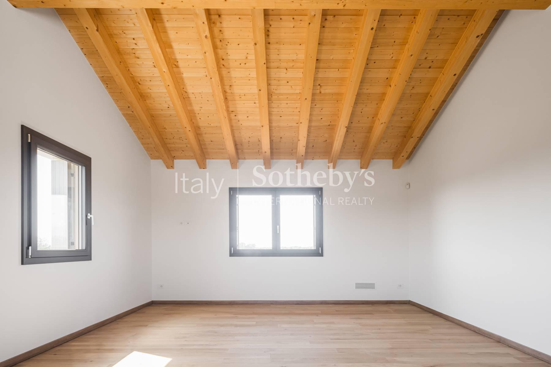 Villa contemporanea con parco e massima efficienza certificata, in vendita, Prata di Pordenone | Sotheby’s Realty Italy - 18