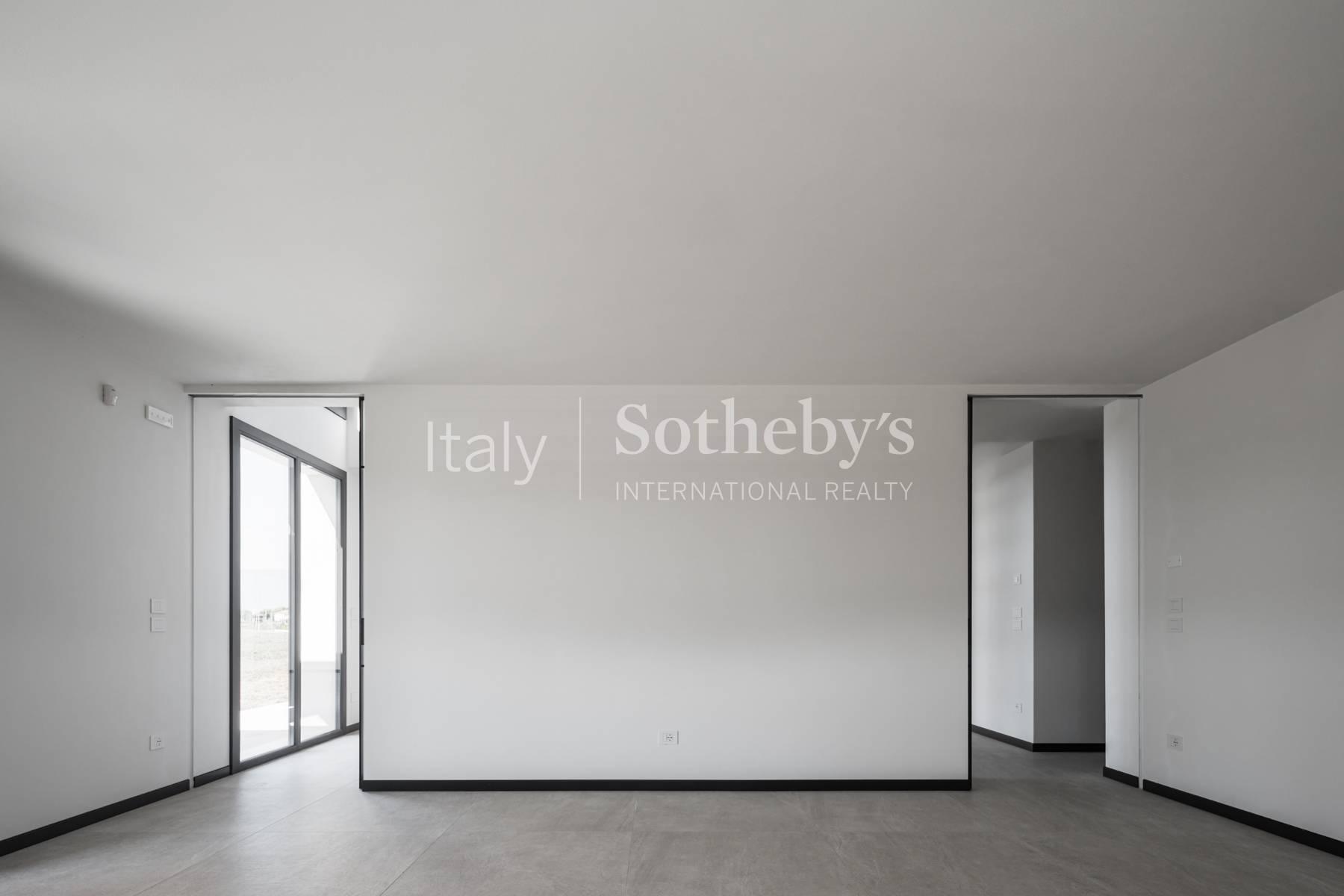 Villa contemporanea con parco e massima efficienza certificata, in vendita, Prata di Pordenone | Sotheby’s Realty Italy - 11