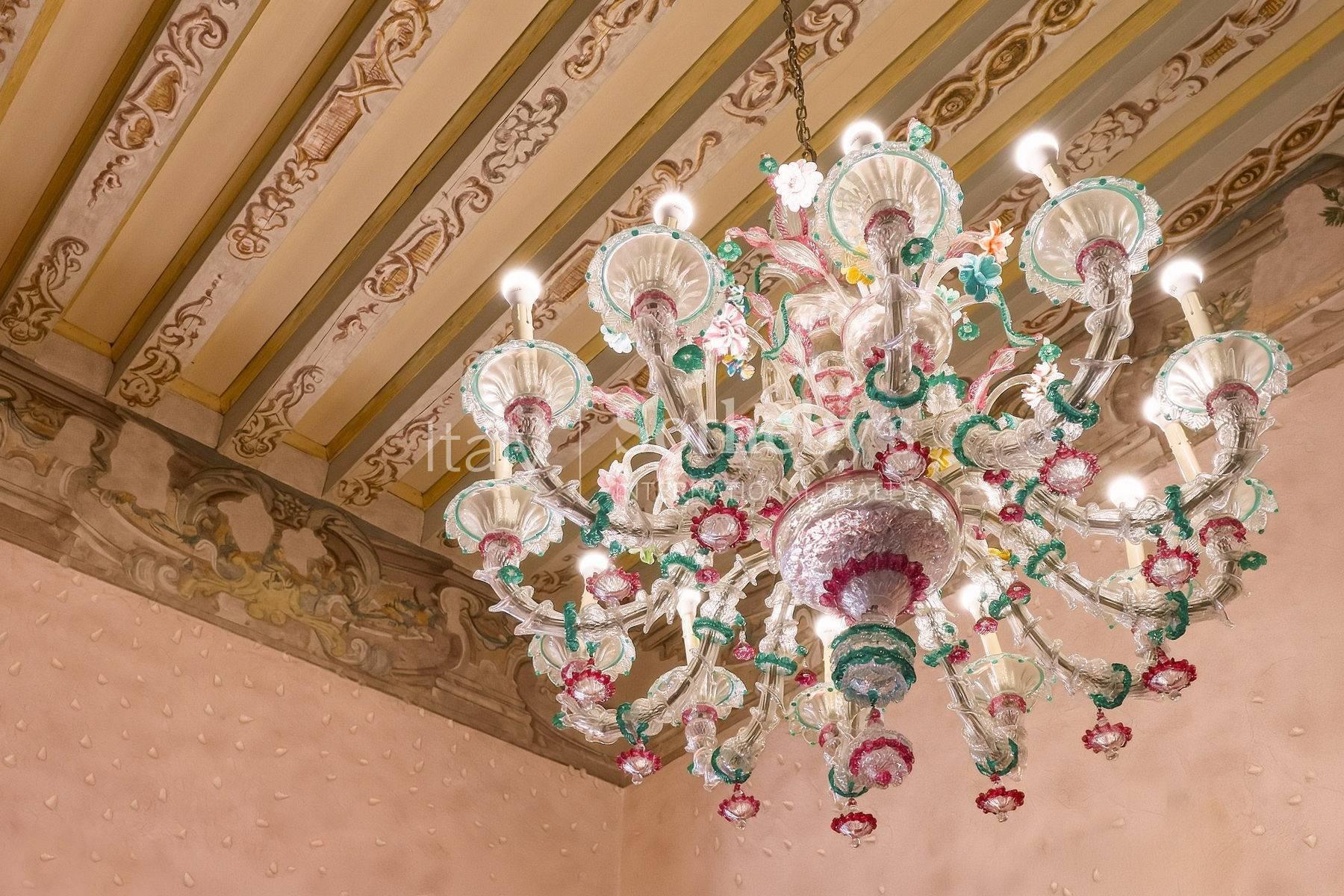 Prestigiosa residenza in palazzo storico nel centro di Verona - 4