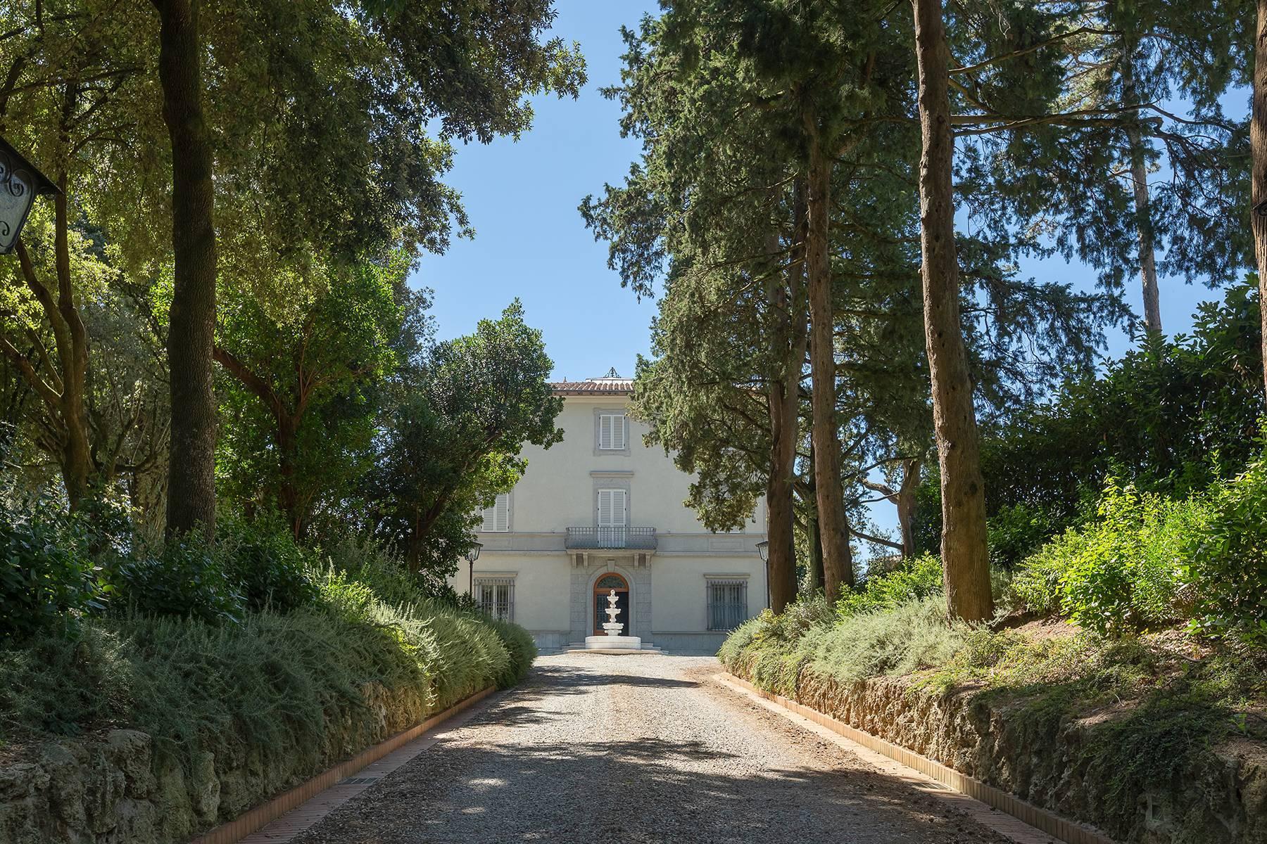 Villa storica con piscina nel cuore dell’Umbria - 1