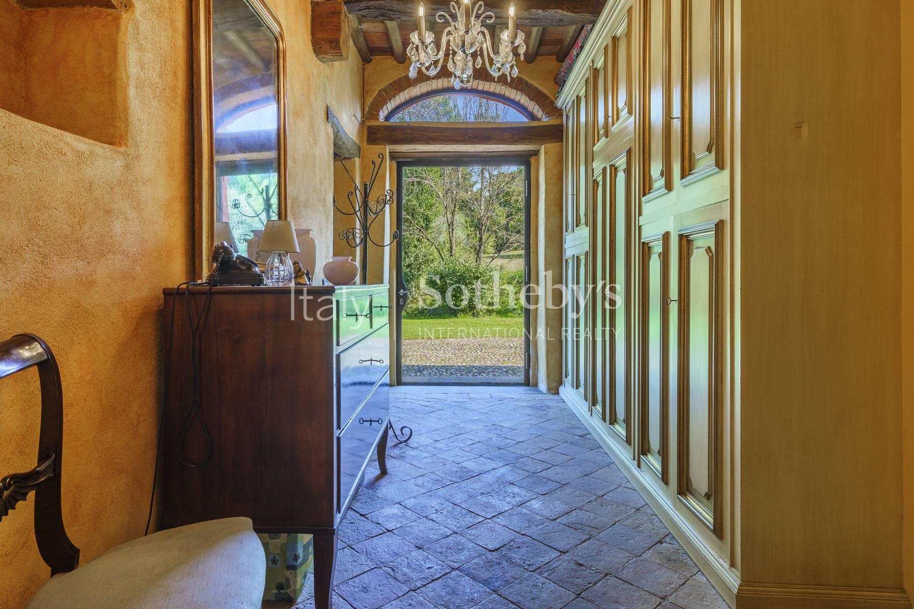 Tenuta di campagna con piscina e scuderie - 4