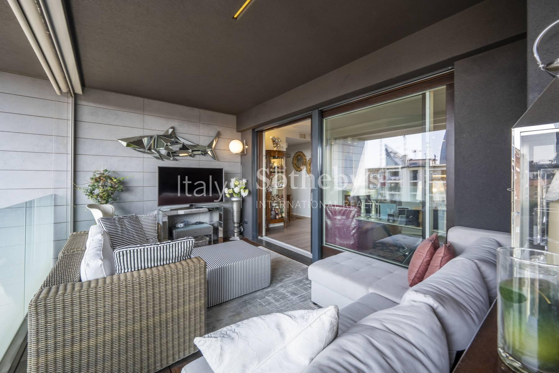 Prestigious penthouse in the heart of Milan - 4