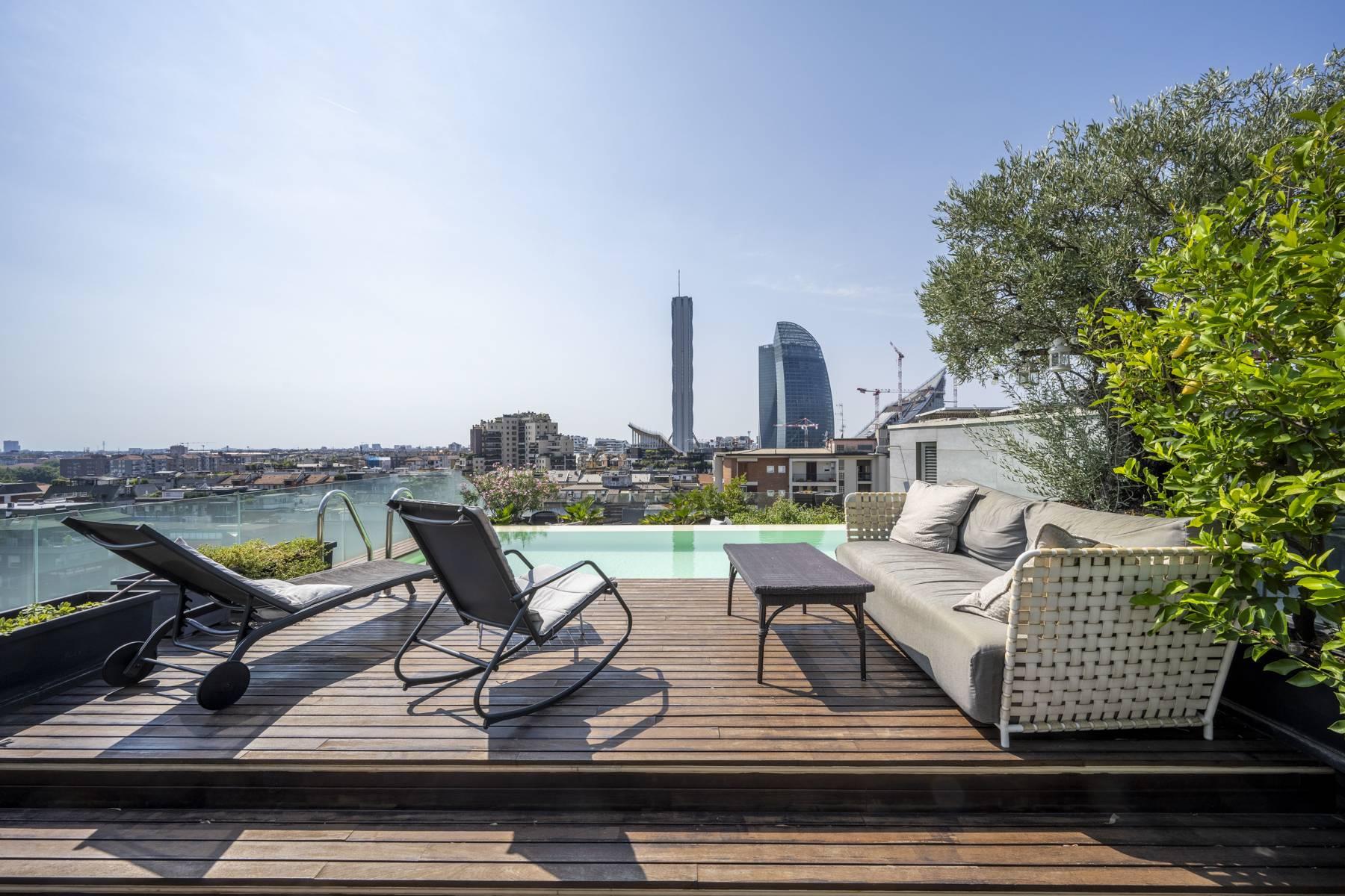 Prestigious penthouse in the heart of Milan - 1