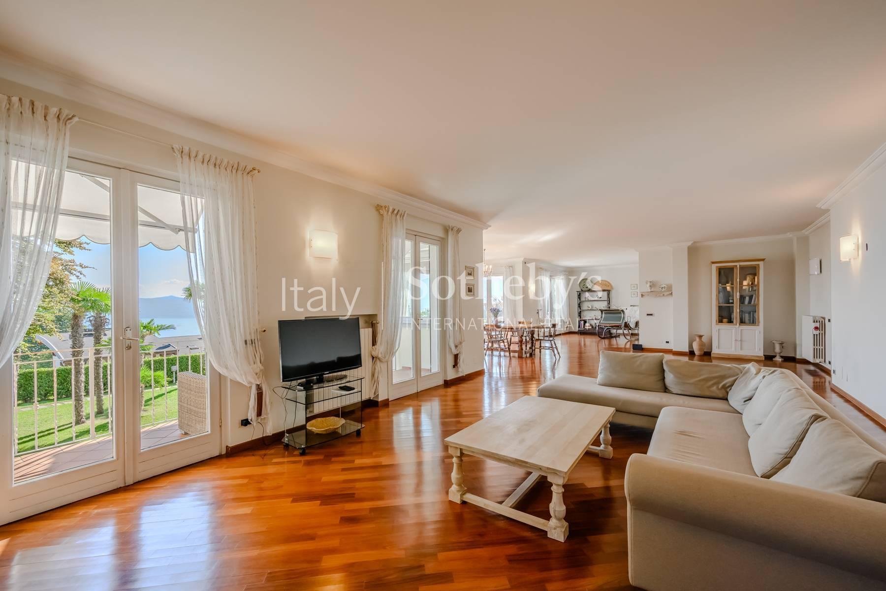 Villa con vista sul Lago Maggiore, piscina e area spa, in vendita, Arizzano | Sotheby’s Realty Italy - 6