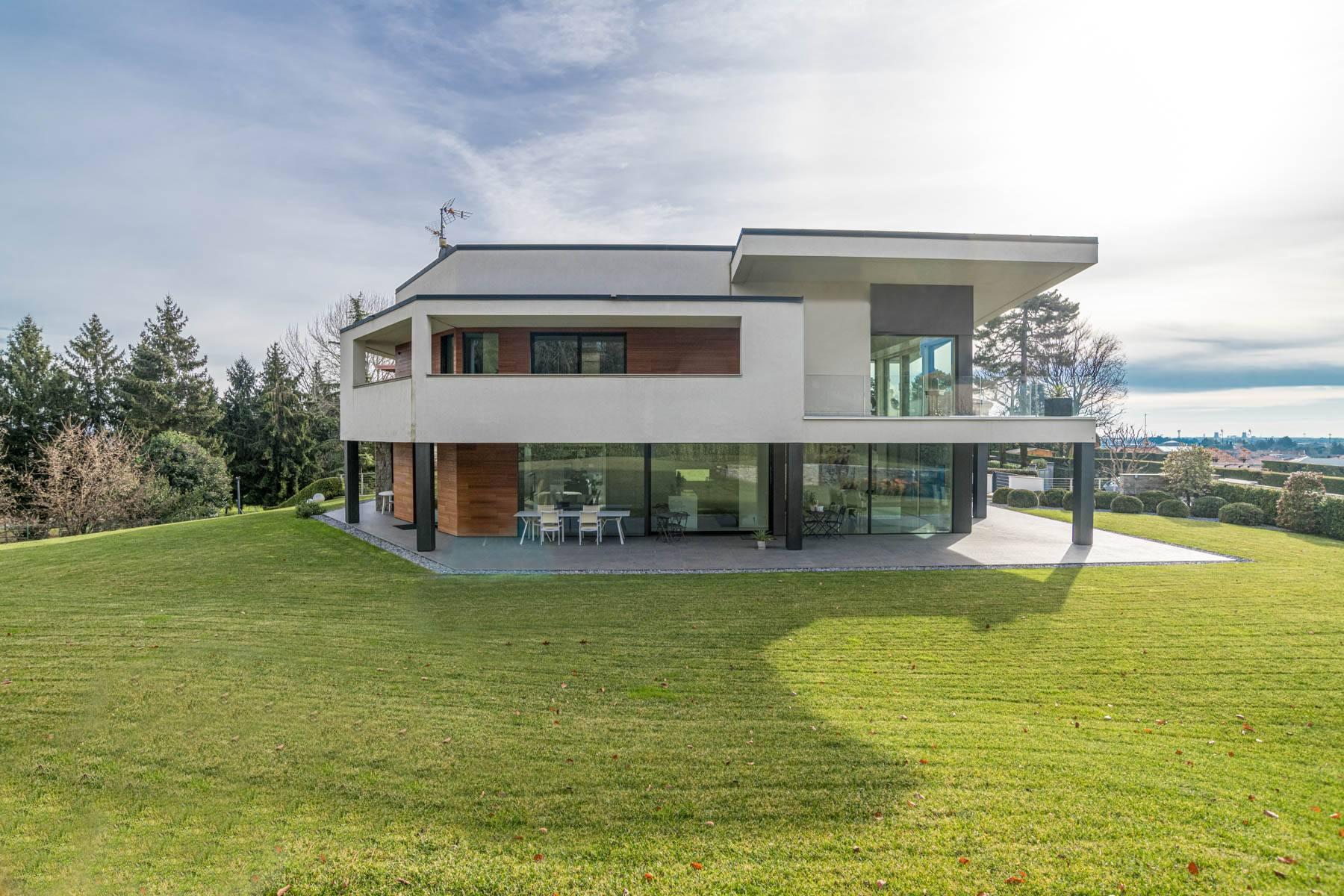 Modern and exclusive residence in the Parco dei Colli - 1