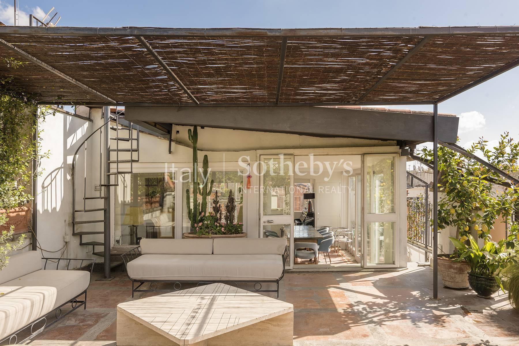Prestigious penthouse with stunning panoramic terraces in Trastevere, For sale, Rome | Sotheby’s Realty Italy - 13