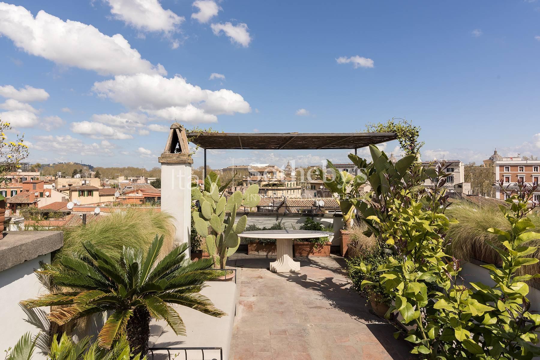 Prestigious penthouse with stunning panoramic terraces in Trastevere, For sale, Rome | Sotheby’s Realty Italy - 9