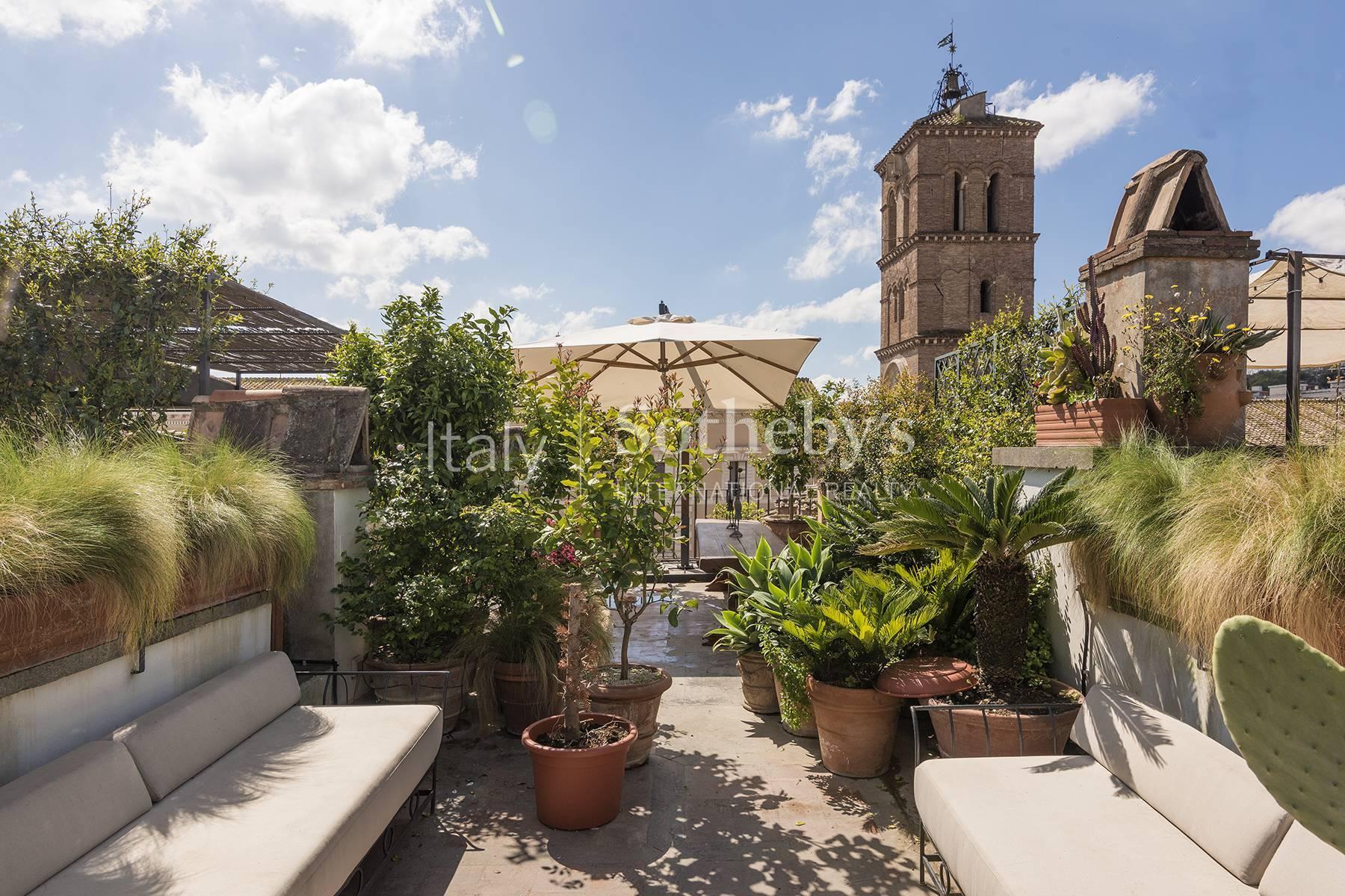 Prestigious penthouse with stunning panoramic terraces in Trastevere, For sale, Rome | Sotheby’s Realty Italy - 8