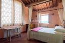 Casale storico in pietra con panorama unico e vigneti, in vendita, Lucca | Sotheby’s Realty Italy - 18