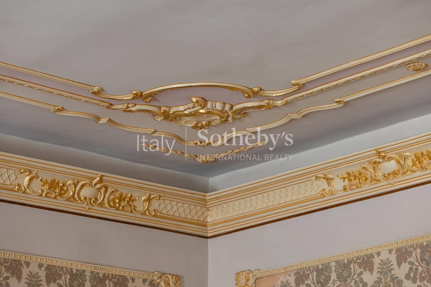 Prestigiosa proprietà con affacci sulla piazza di Scicli - 8