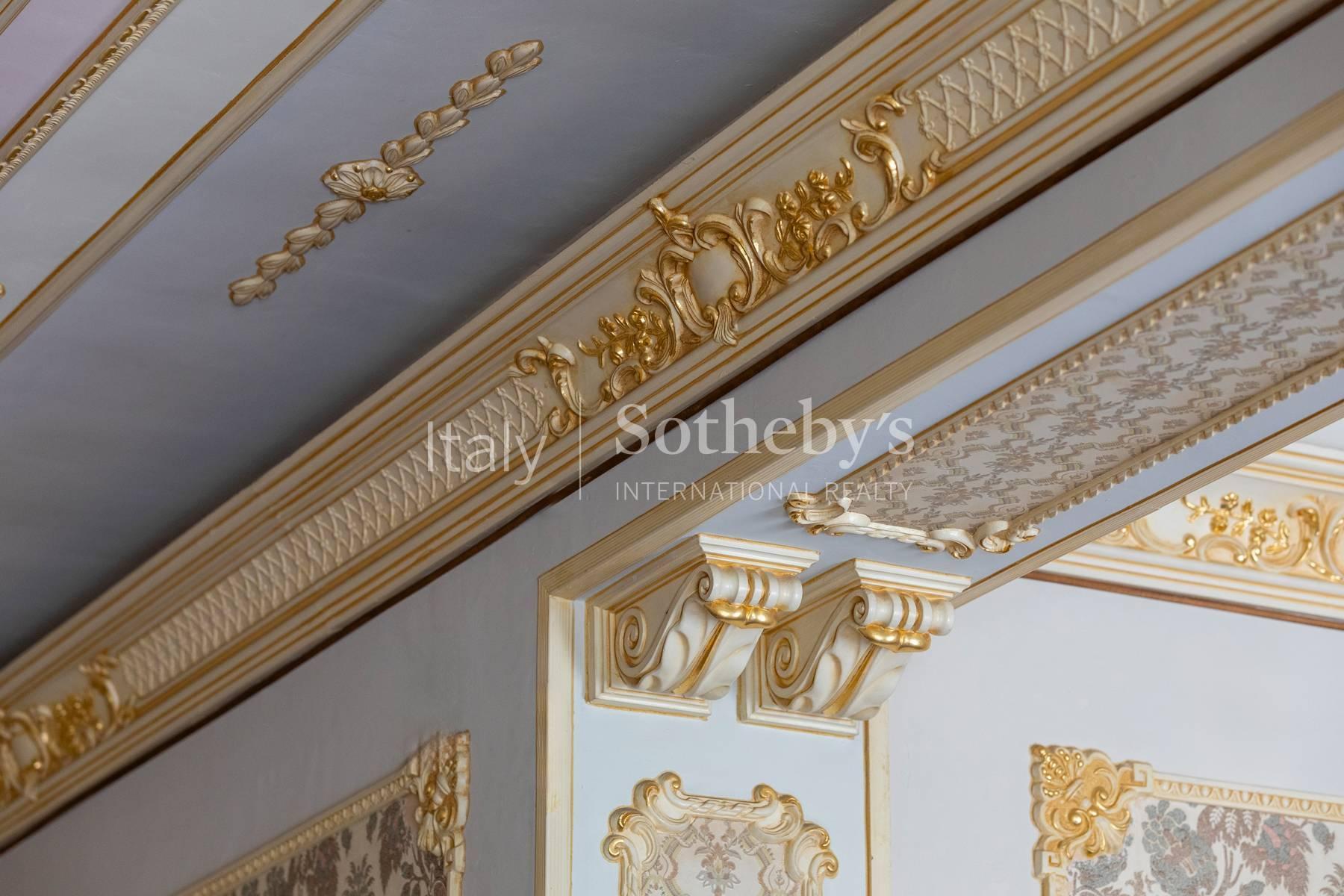 Prestigiosa proprietà con affacci sulla piazza di Scicli - 5