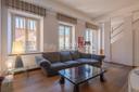Appartamento su due livelli arredato con terrazzi, in affitto, Milano | Sotheby’s Realty Italy - 3