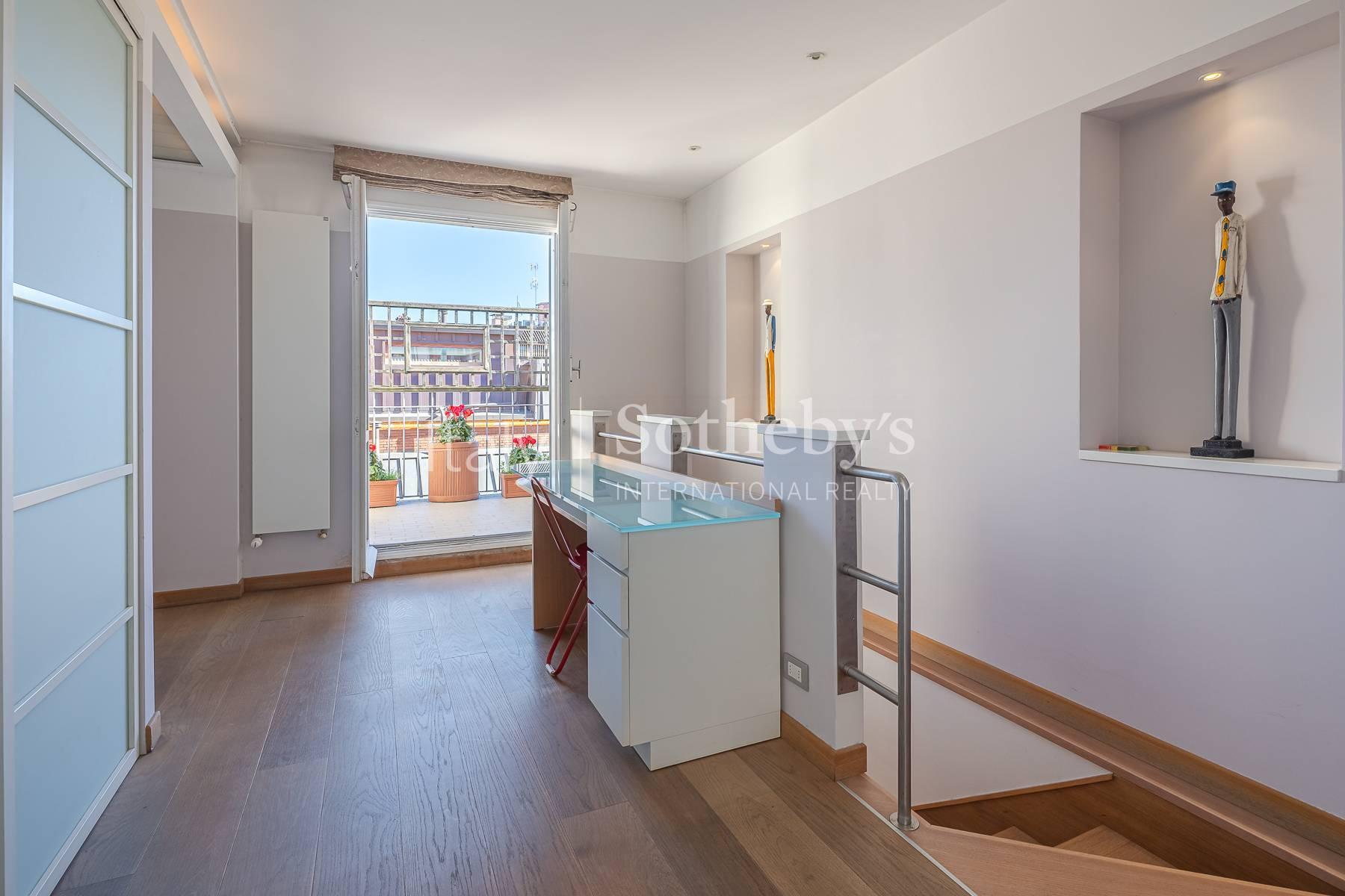 Appartamento su due livelli arredato con terrazzi, in affitto, Milano | Sotheby’s Realty Italy - 13