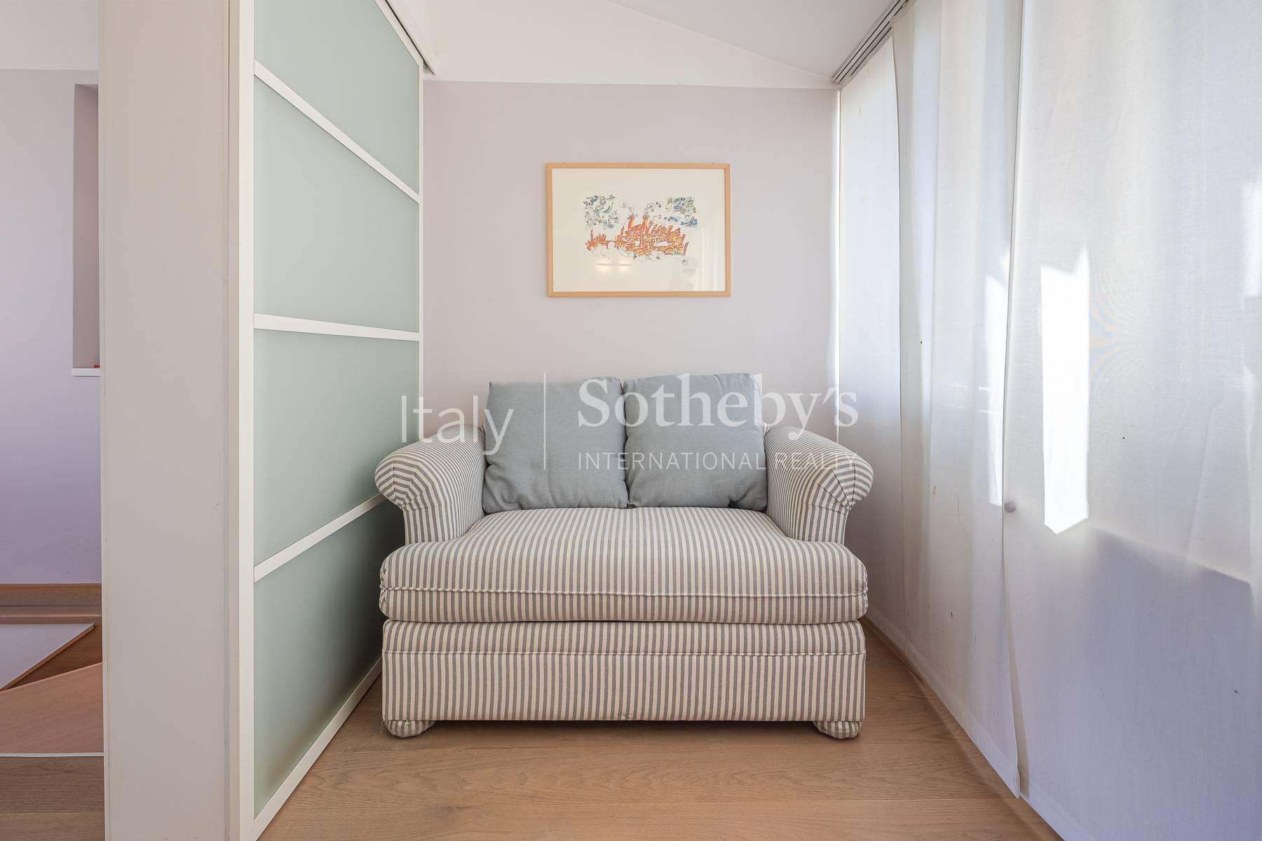 Appartamento su due livelli arredato con terrazzi, in affitto, Milano | Sotheby’s Realty Italy - 22