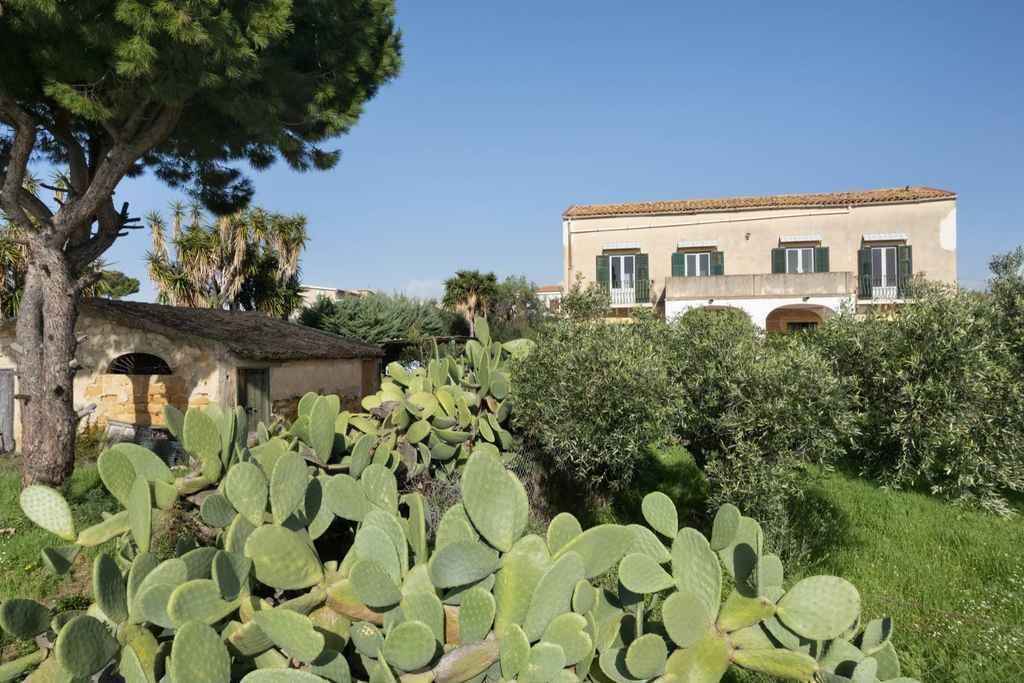 Historic villa from the early 19th century Villa For sale Agrigento