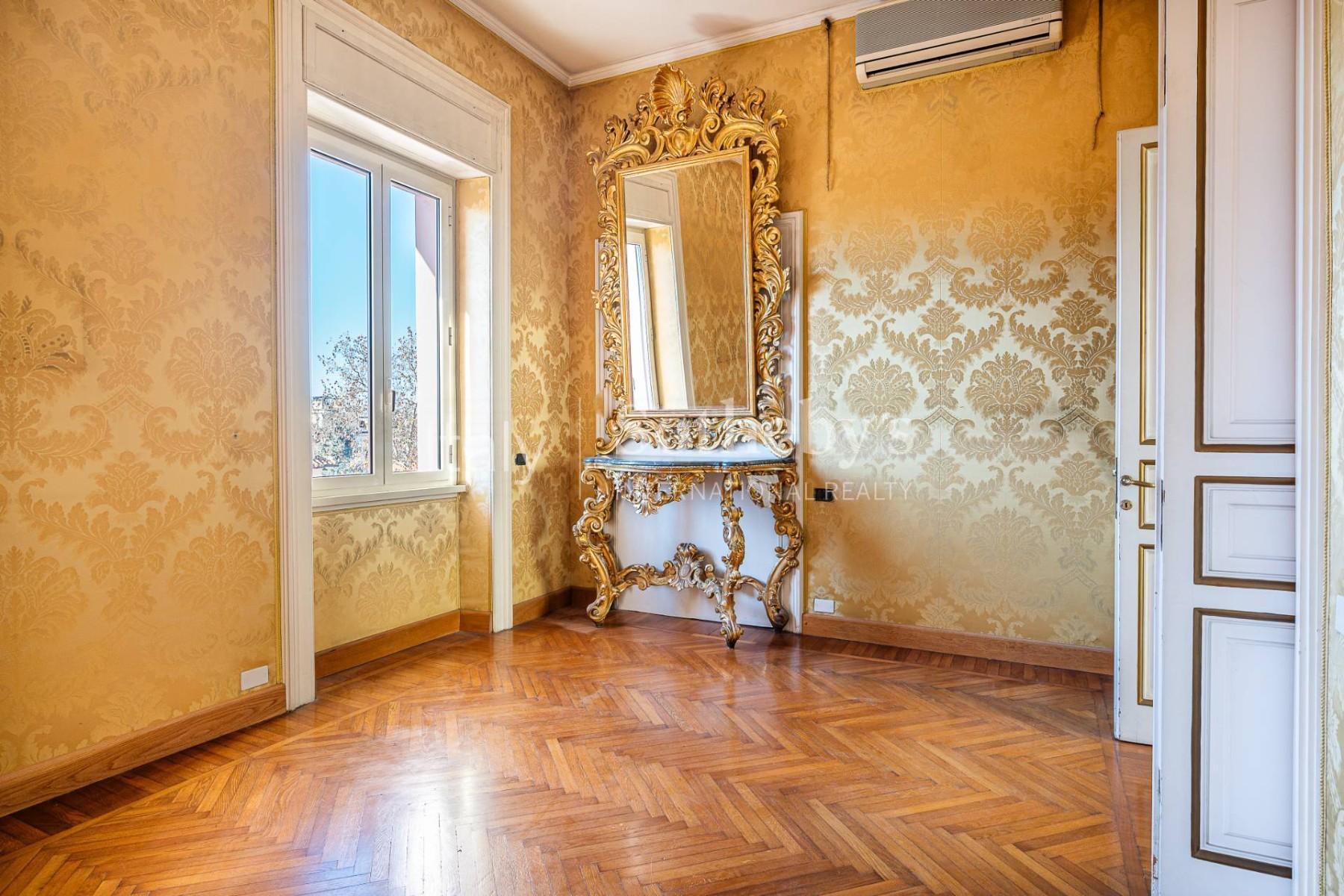Meraviglioso attico con superattico a Villa Borghese, in vendita, Roma | Sotheby’s Realty Italy - 19