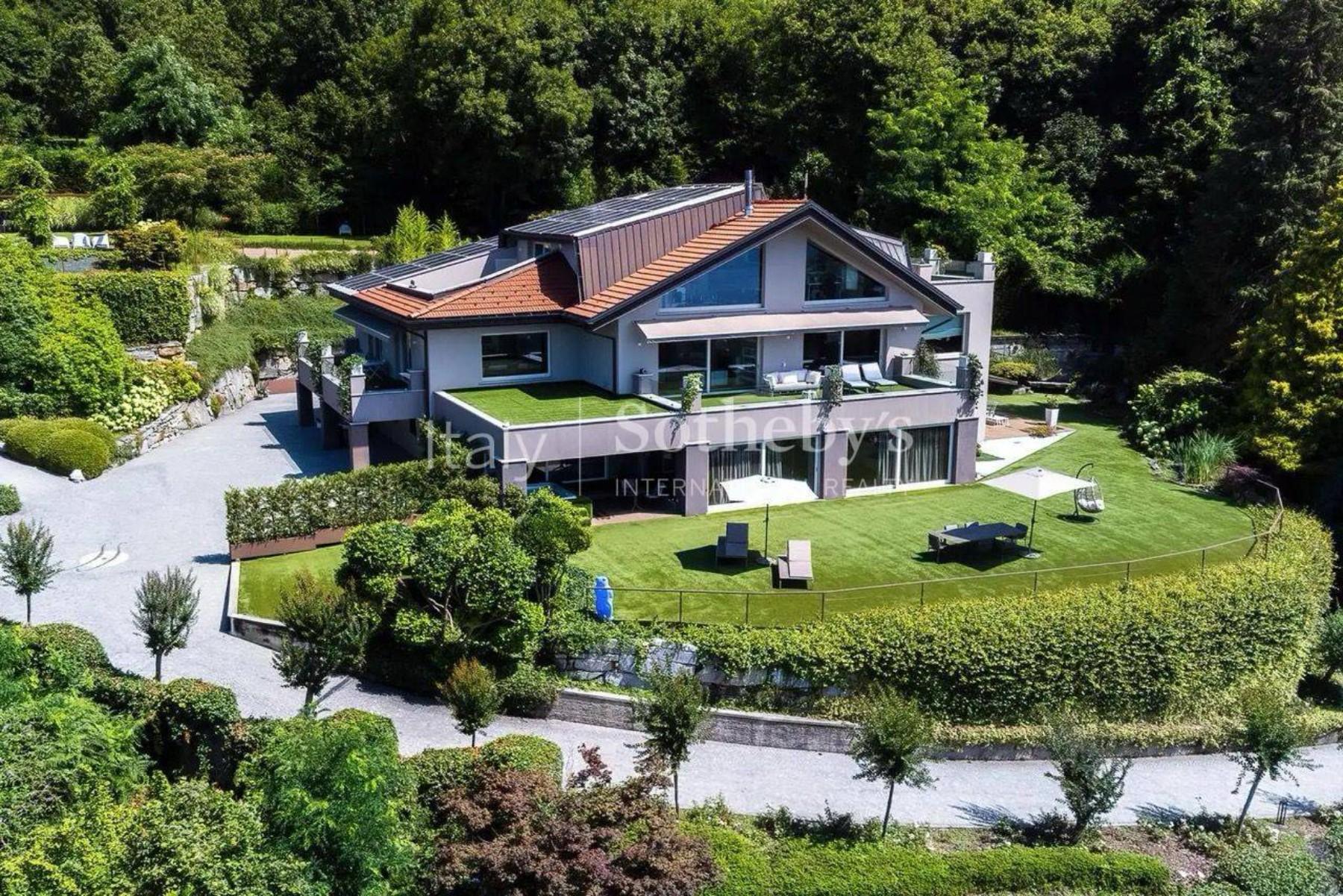Villa moderna con spa affacciata sulle rive del Lago, in vendita, Bee | Sotheby’s Realty Italy - 26