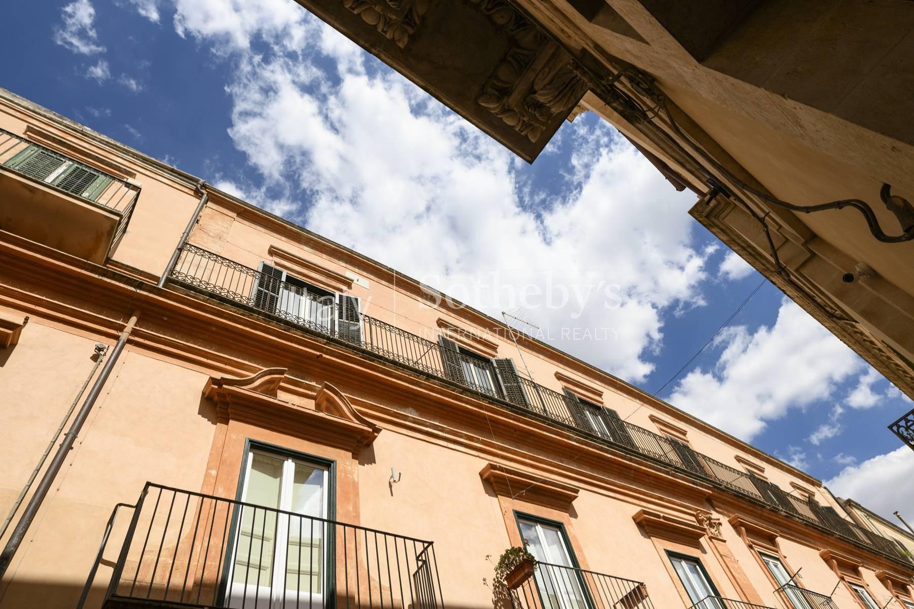 Historic apartment in the center of Ragusa Ibla - 3