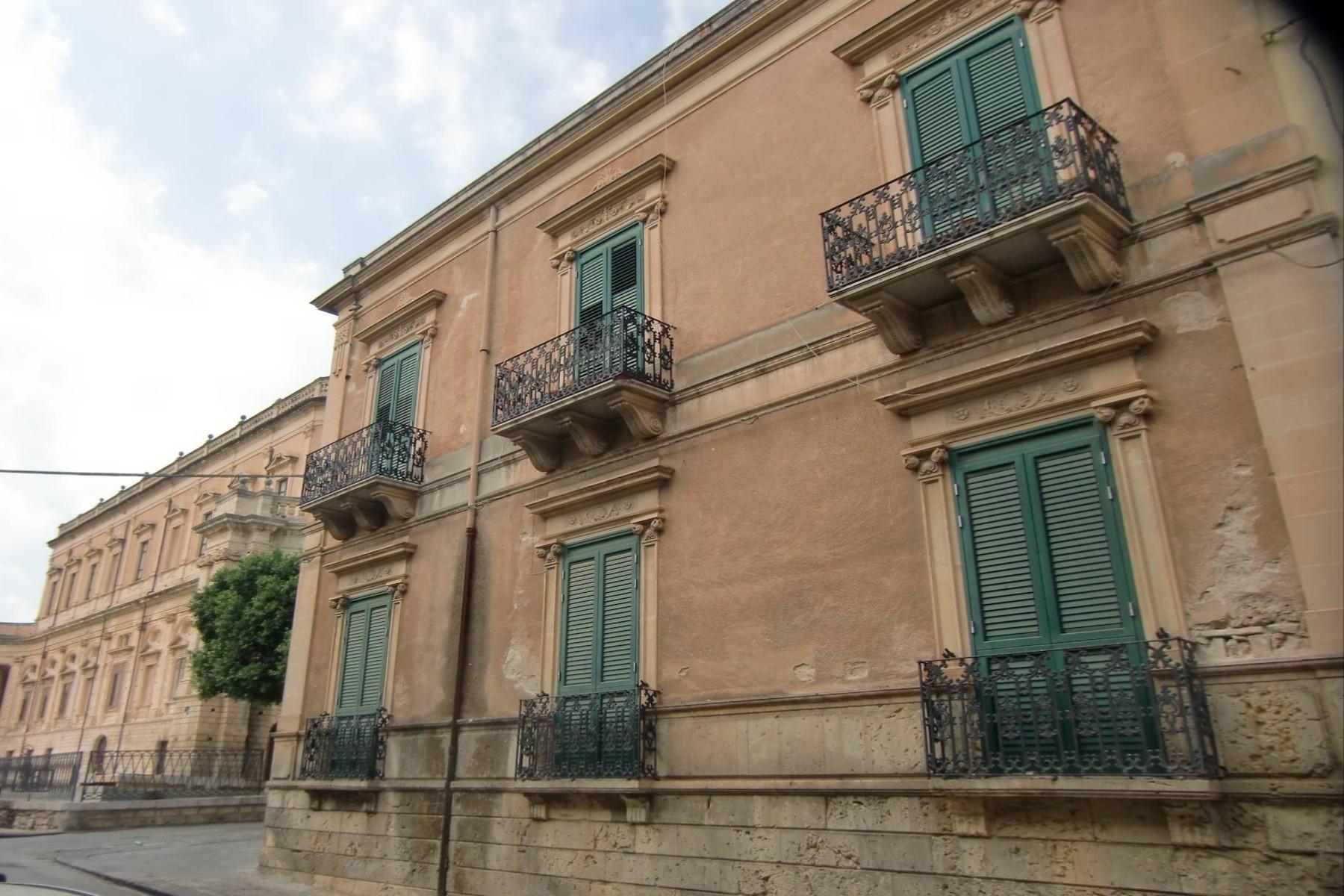 Elegant apartments in the historic center of Noto - 11